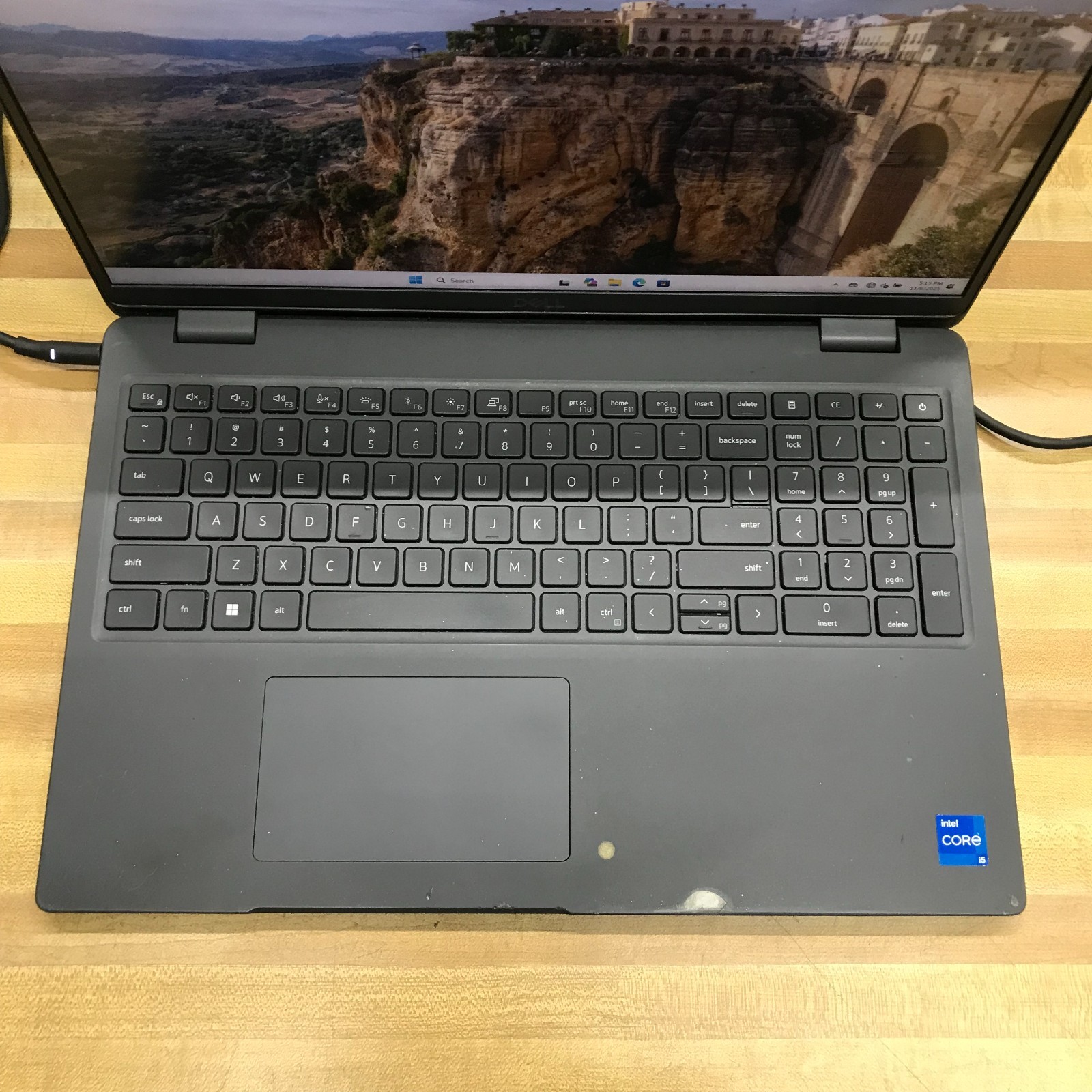 Dell Latitude 3540 15.6″ i5-1335U 8GB DDR4 RAM 512GB NVMe (Windows 11 Pro)