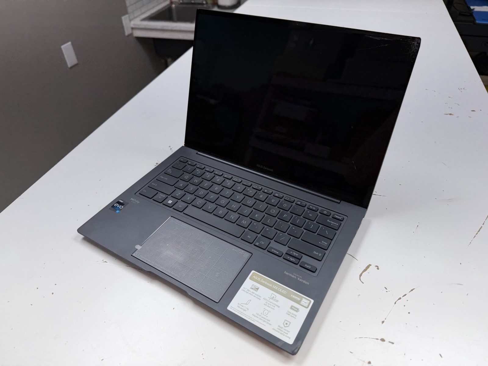 ASUS Zenbook Q420V OLED Laptop 14.5” i7-13700H 16GB 512 SSD Please Read