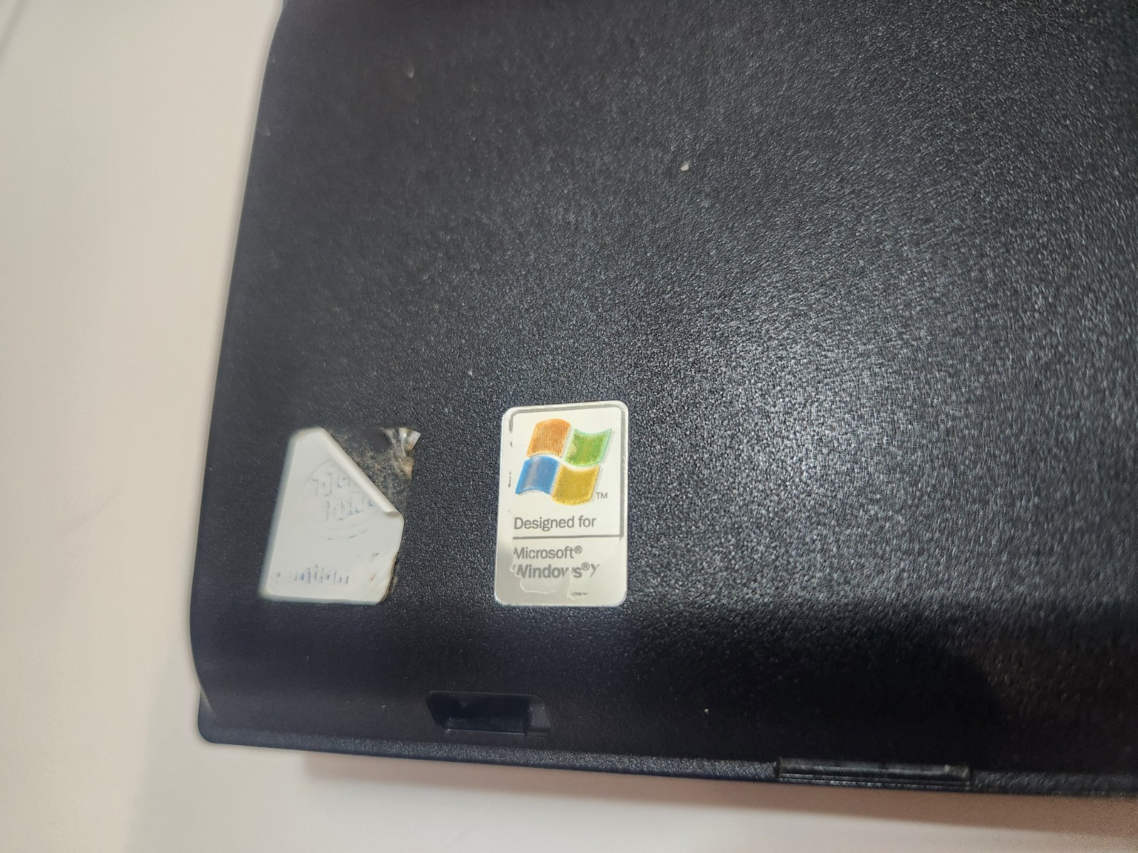IBM ThinkPad T30 2366-81U Laptop Pentium 4-M 1.8GHz 256MB 40GB Windows 2000…