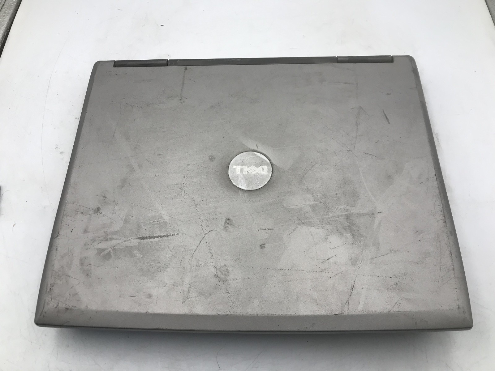 DELL LATITUDE D520 – FOR PARTS/REPAIR – INTEL CORE 2 DUO – NO RAM -READ DESC- BB