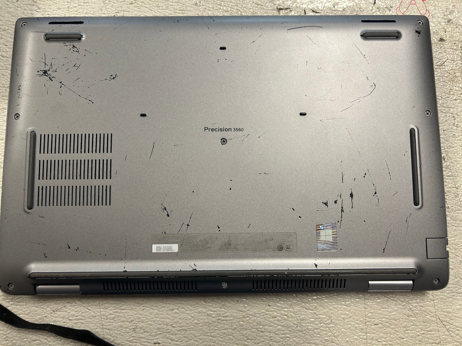 Dell Precision 3560 i7-1165G7 16GB 128GB SSD Win11 Pro Office 2021 FHD 15.6″