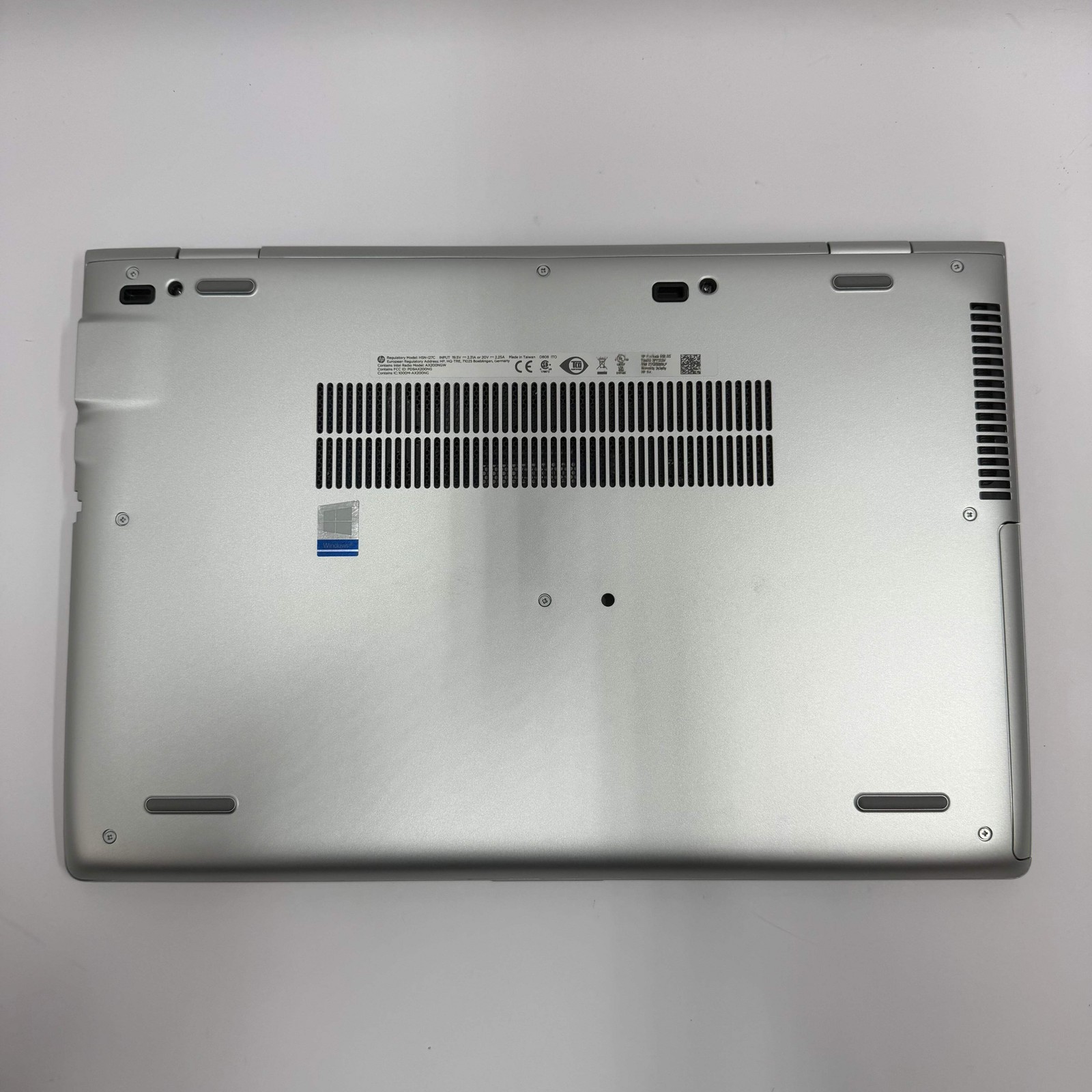 Broken HP ProBook 650 G5 5PF37AV 15.6″ i7-8565U 1.8GHz No OS No RAM No SSD
