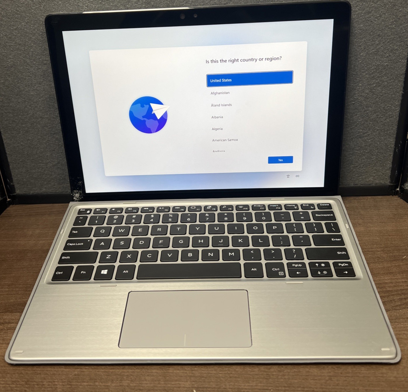 Dell Latitude 7200 2-in-1 i7-8665U 16GB RAM 512GB SSD *See Description