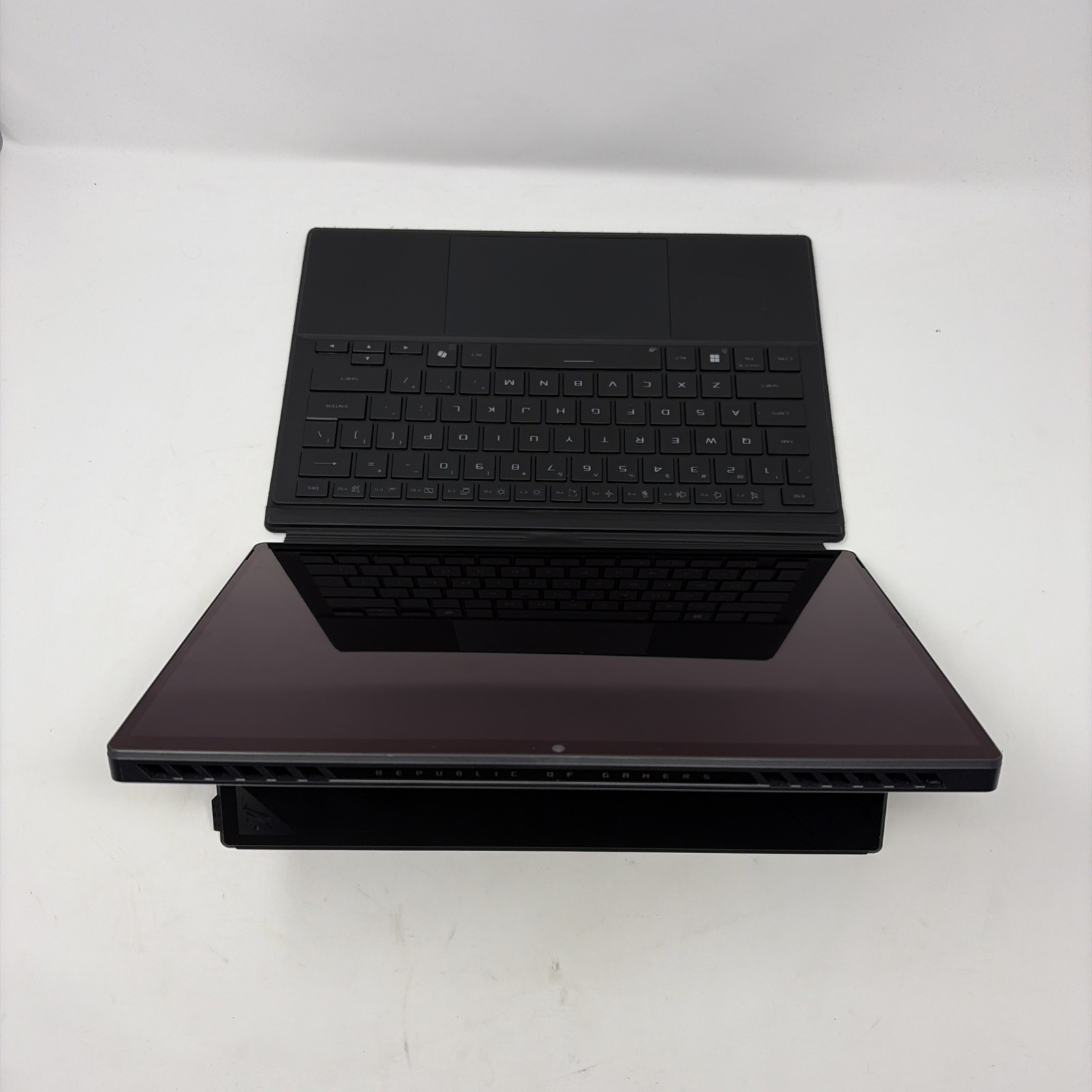 Asus ROG Flow Z13 GZ302 13 180Hz QHD+ TOUCH 3.0GHz RYZEN AI MAX+ 395 64GB 1TB