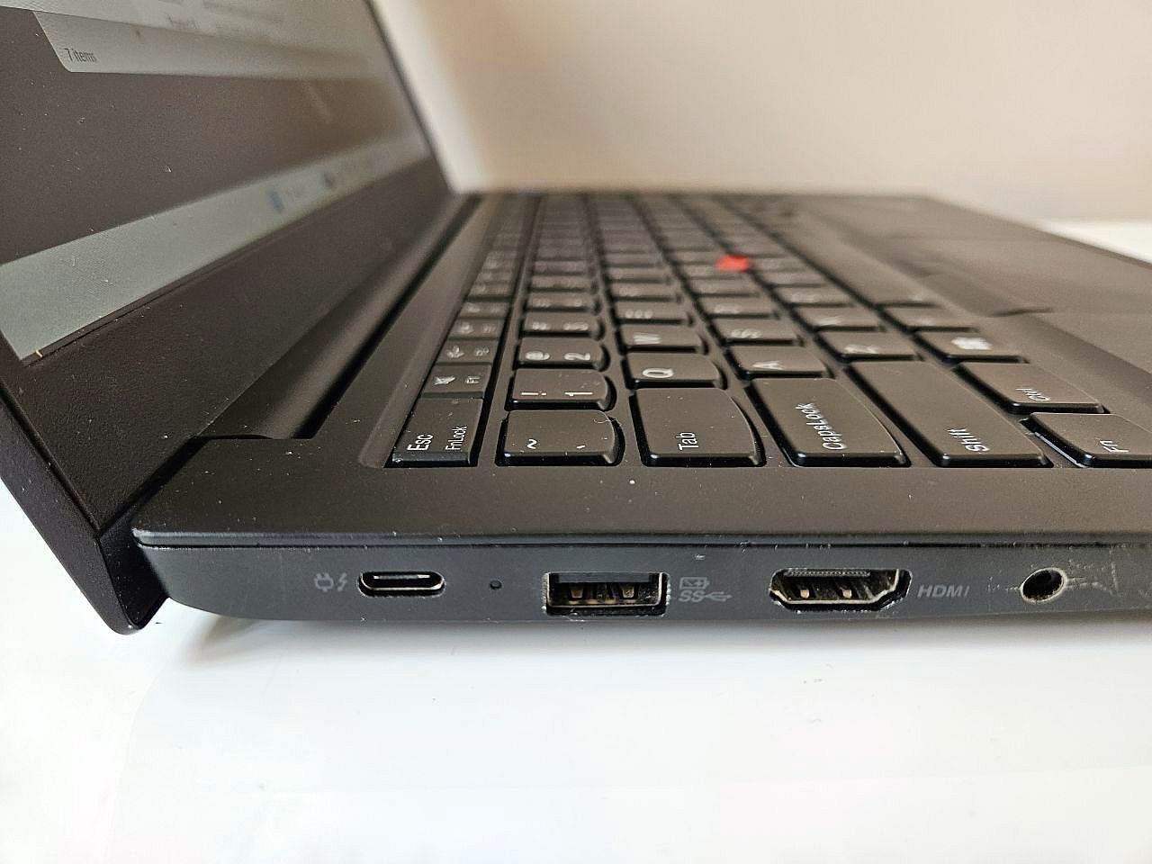 Lenovo ThinkPad E14 Gen 2 14-inch R5-4500U 16GB RAM 256Gb NVME Win 11 Pro