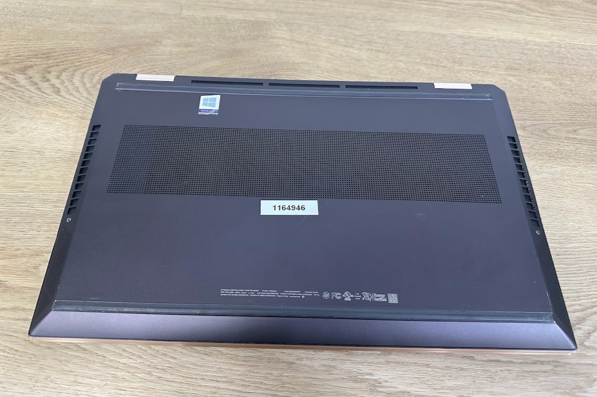 HP Spectre x360 15t, Core i7 10750H, 16GB DDR4, GTX 1650Ti, 512GB SSD 2019