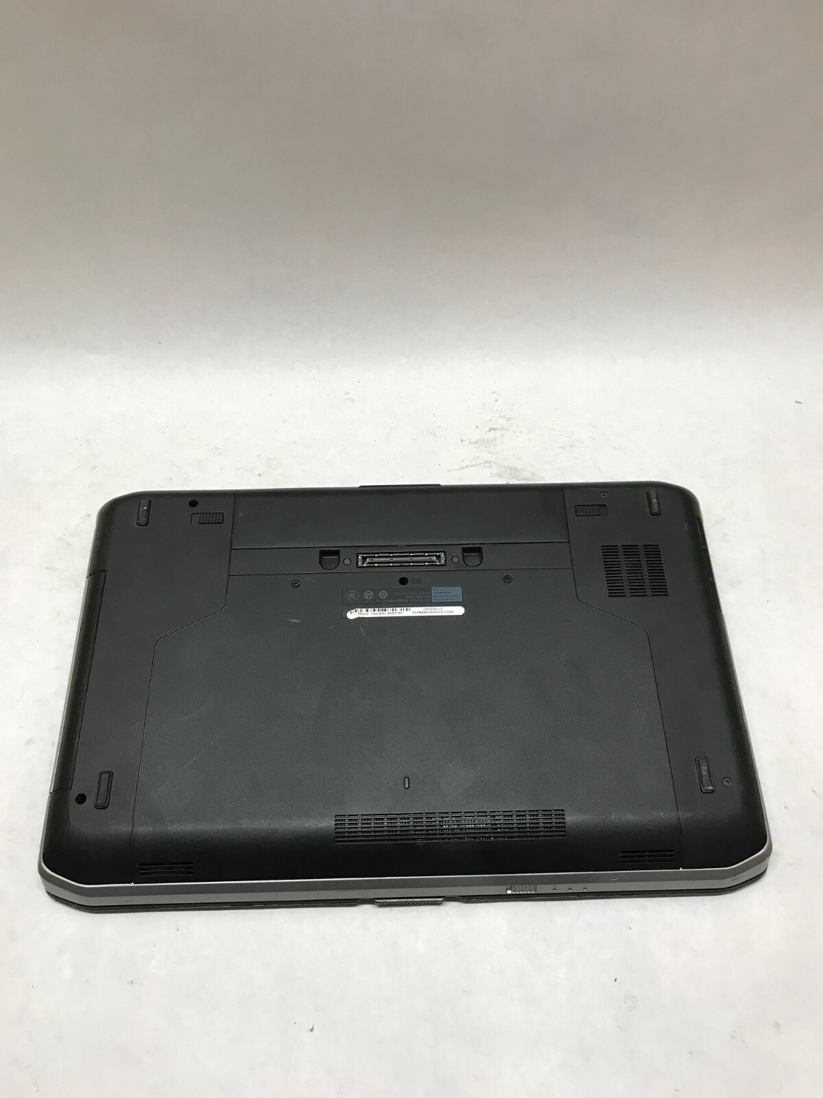 Dell Latitude E5530 15″ Laptop Intel Core i5-3340M 4GB RAM NO HDD/OS Boots! – DW