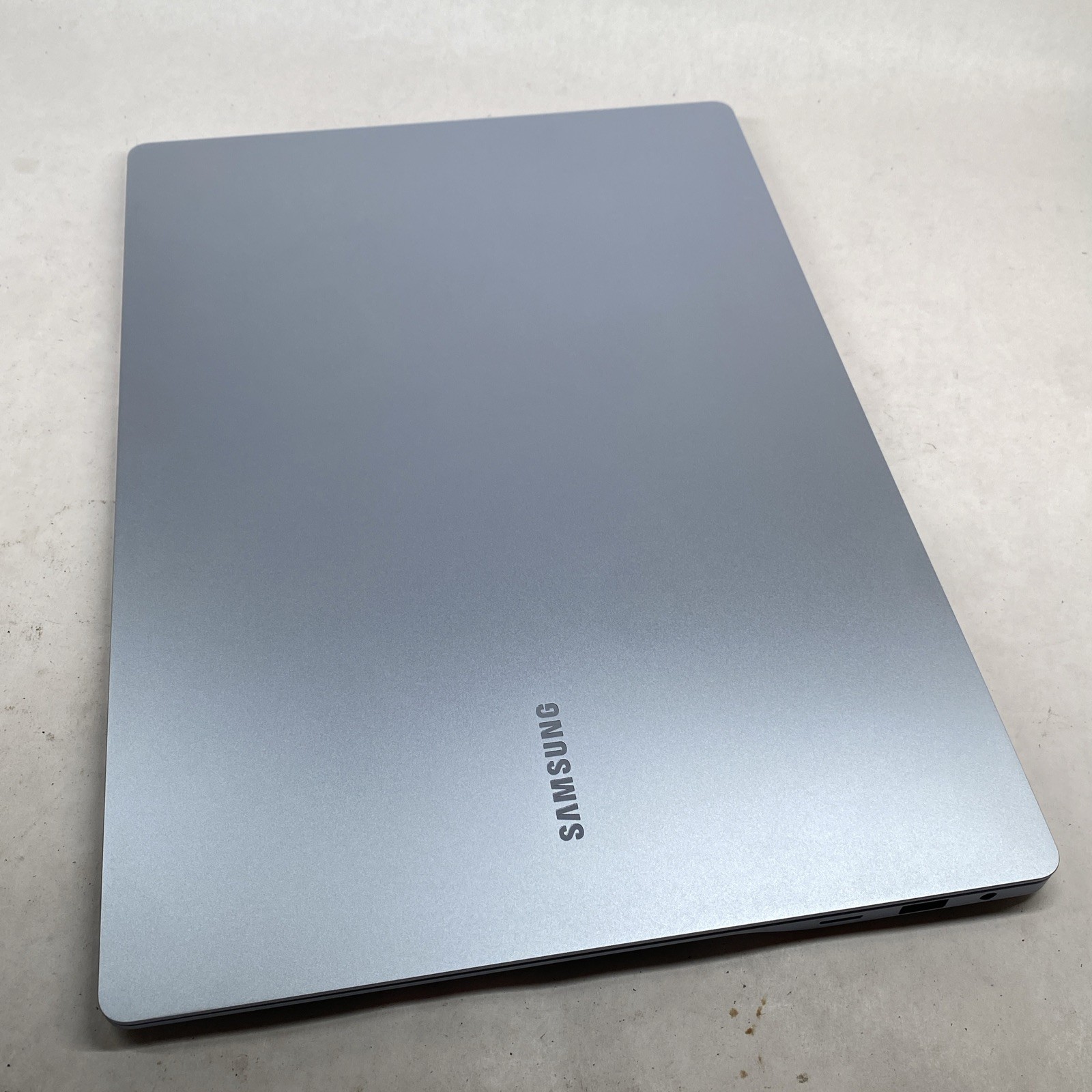 Samsung Galaxy Book4 Edge 16″ NP960XMA Touch Snapdragon X Elite 16GB 512GB W11H