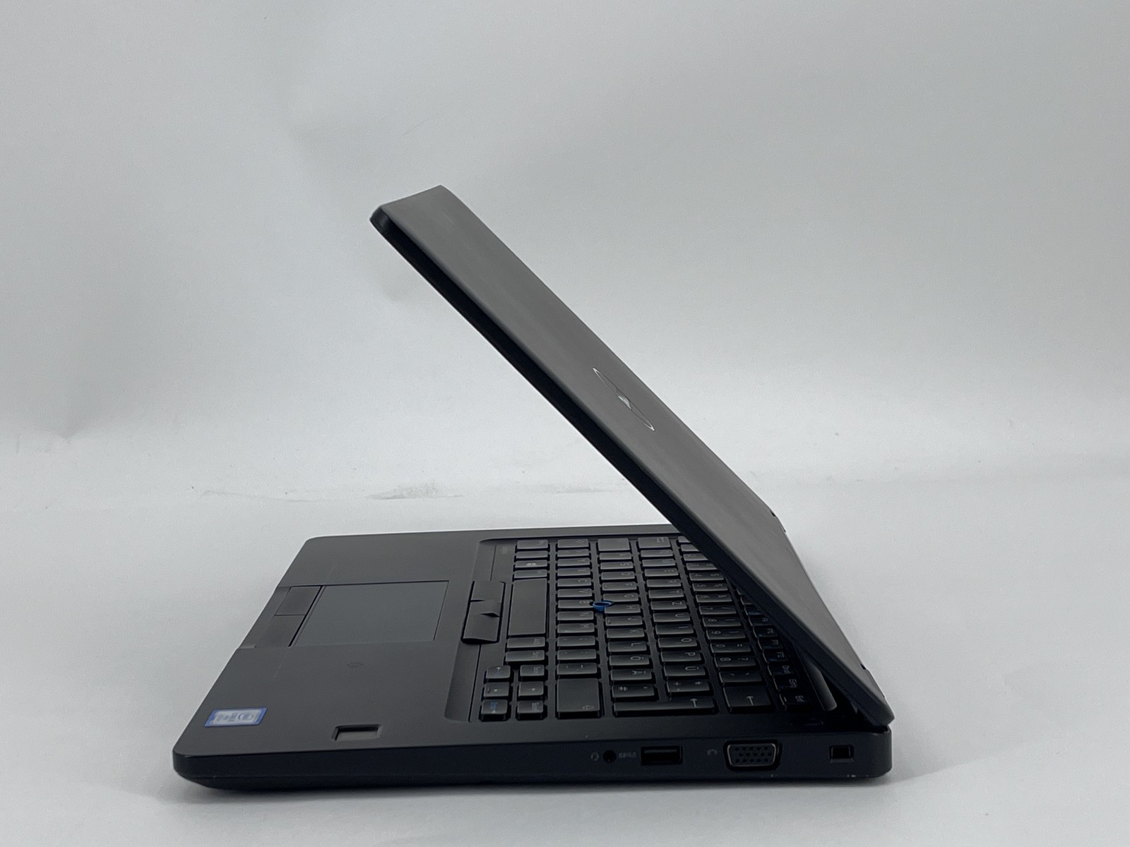 Dell Latitude 5480 14″FHD i5-7440HQ 8GB DDR4 256GB SSD Microsoft Win11 Pro LTE