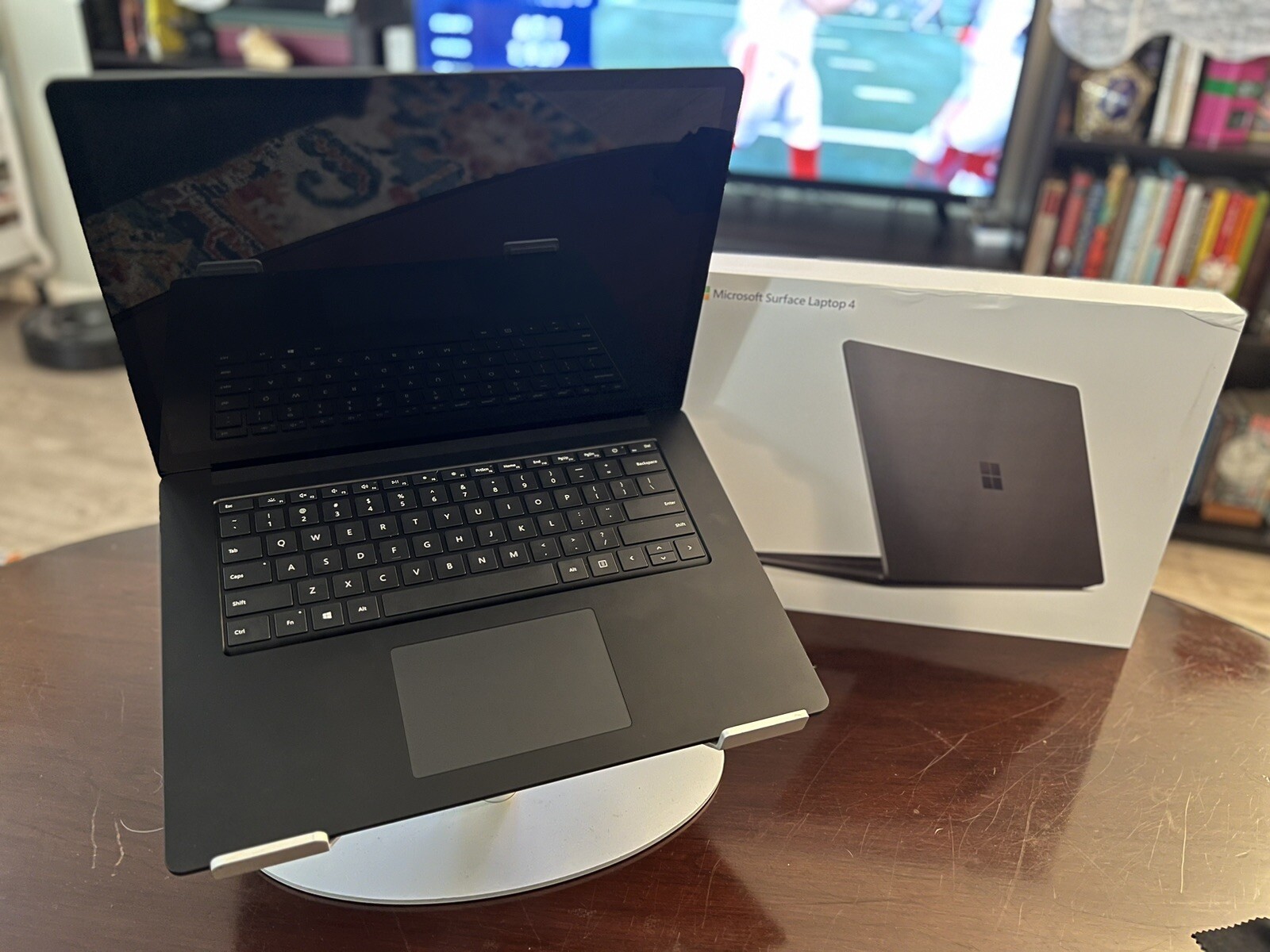 Microsoft Surface Laptop 4 15″ (512GB SSD, AMD Ryzen 7, 4.20 GHz, 8GB)