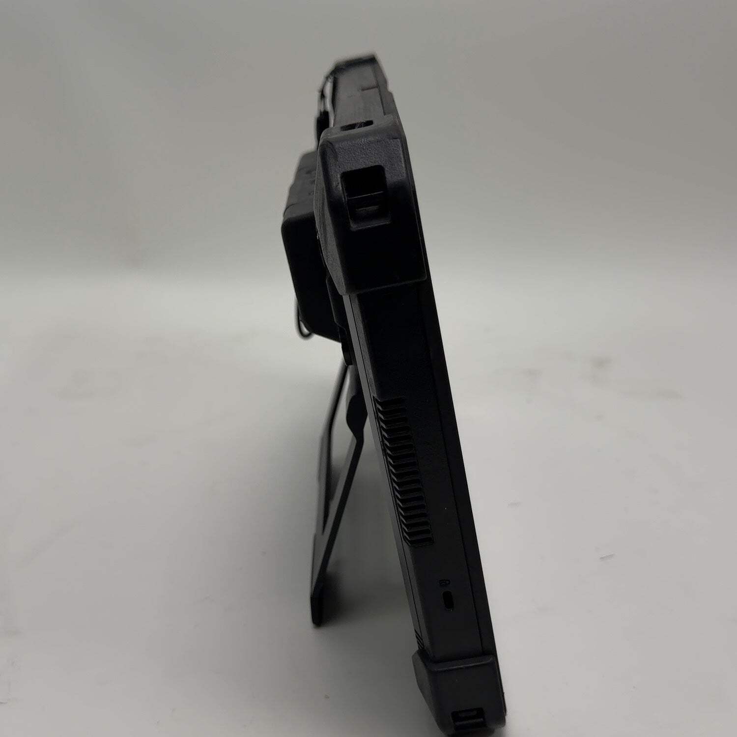 Dell Rugged Extreme 47K7M 13.3″ i5-8350U 1.7GHz 8GB RAM 128GB SSD