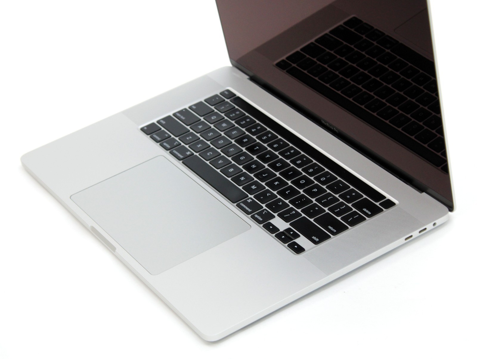 Apple MacBook Pro A2141 16″ i7-9750H 2.6GHz 16GB/512GB Radeon Pro 5300M 4GB