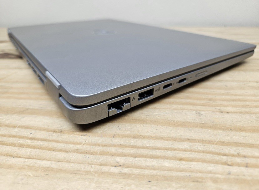 Dell Latitude 5450 14″ Intel Ultra 5 135U Laptop 512GB, 16GB RAM, W11, + Charger