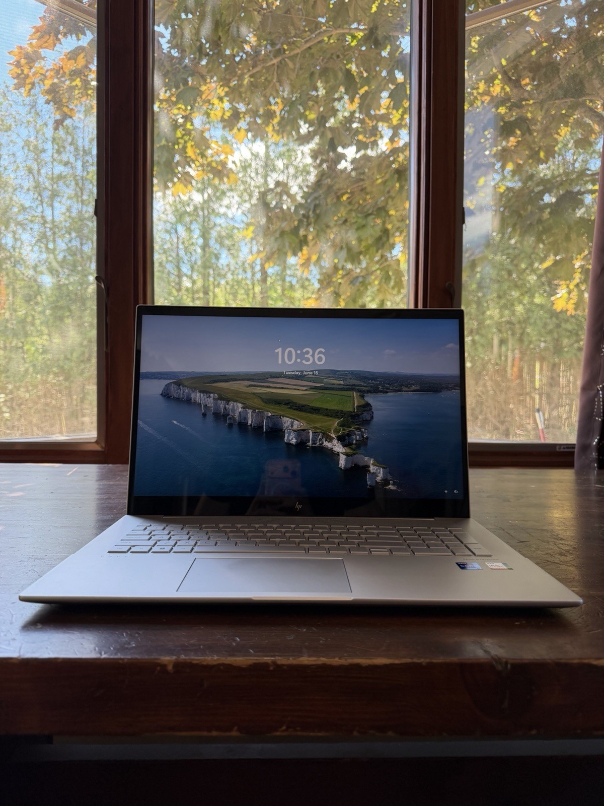 HP ENVY 17-cr0747nr 17.3″ Touch i7-1260P 16GB RAM 512GB SSD Silver