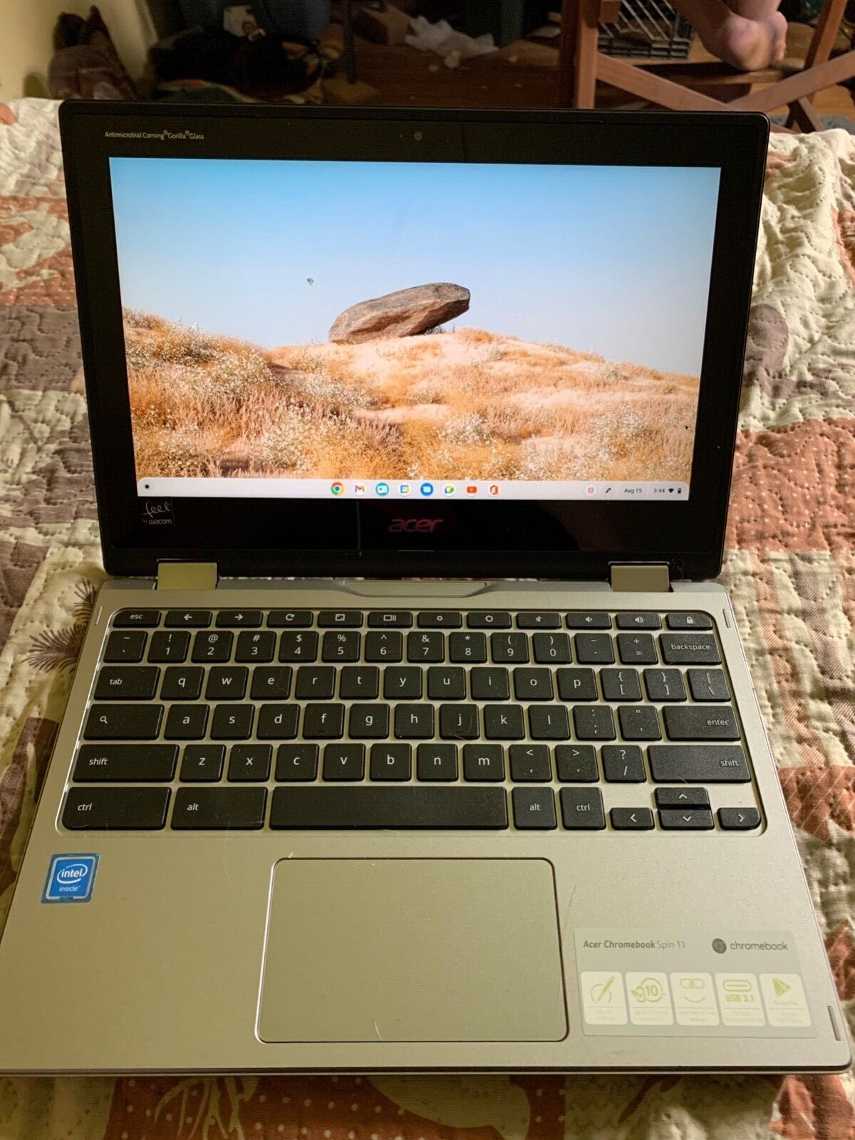 Acer Chromebook Spin 11” 2020 model. Silver. 4GB. Intel processor. Used