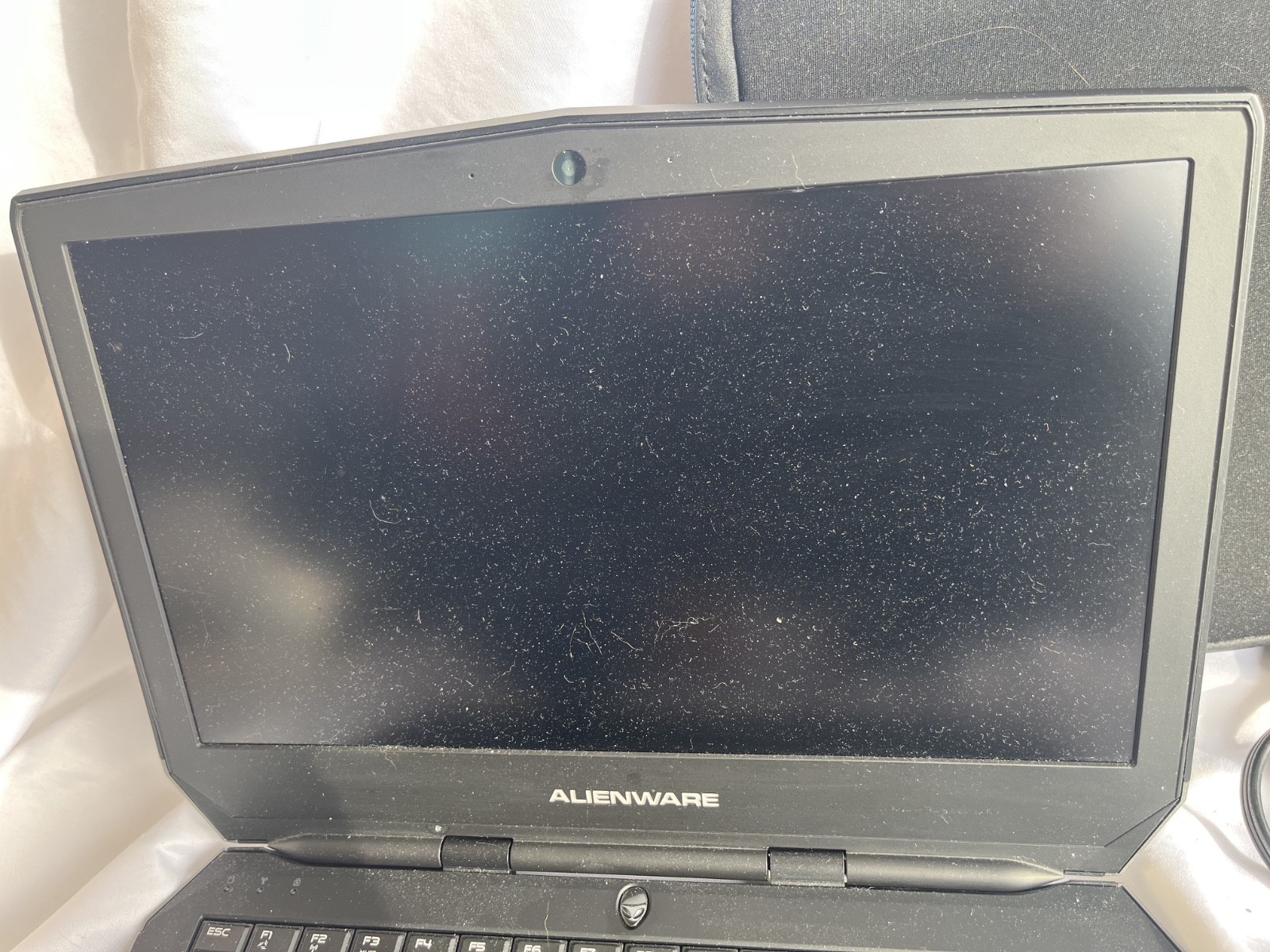 Alienware 13 Windows 10 Laptop Nvidia GTX 860M 16GB RAM 500GB HD OEM Adapter/Bag