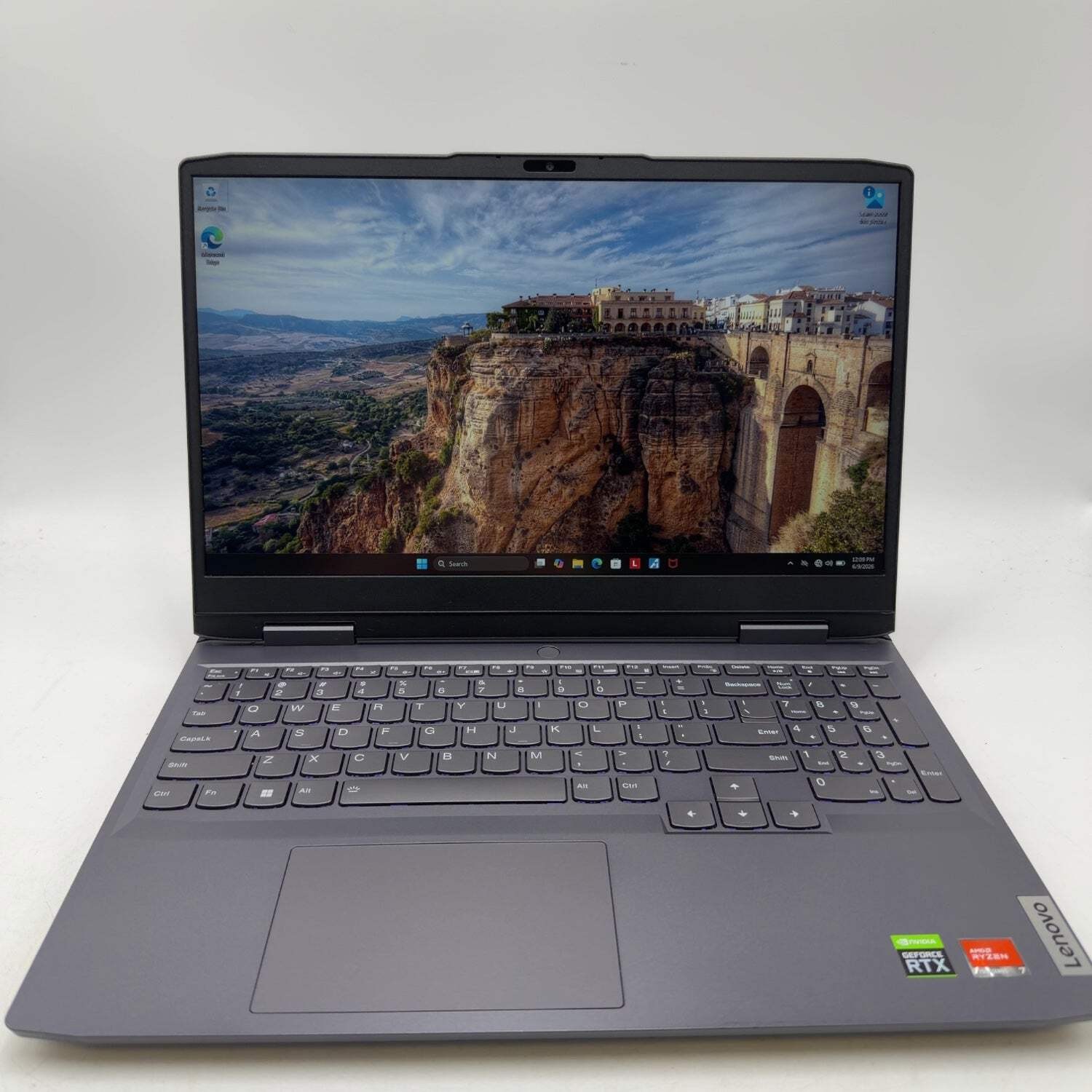 Lenovo LOQ 15 82XT 15.3″ Ryzen 7 7840HS 3.8GHz 16GB RAM 500GB SSD RTX 4050