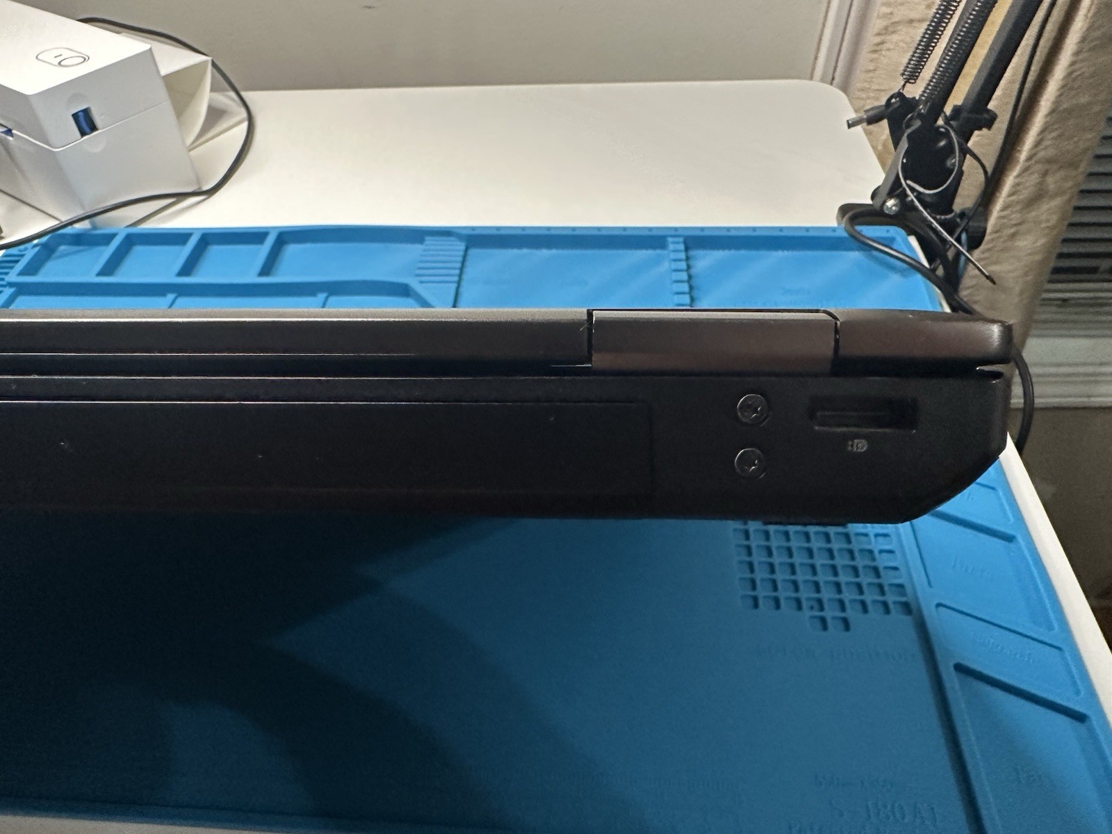 HP ProBook 6570B Laptop i5-3210M @2.50GHz 8GB RAM 1TB HDD Linux Mint 22.3