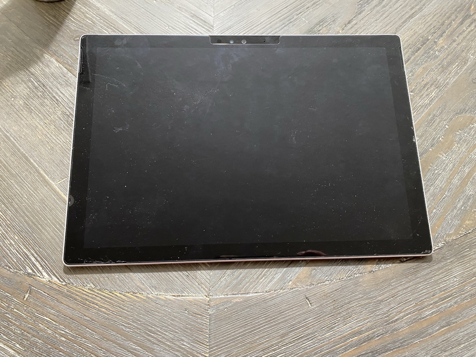 Used Microsoft Surface Pro 4 (Intel Core M, 4GB RAM, 128GB)