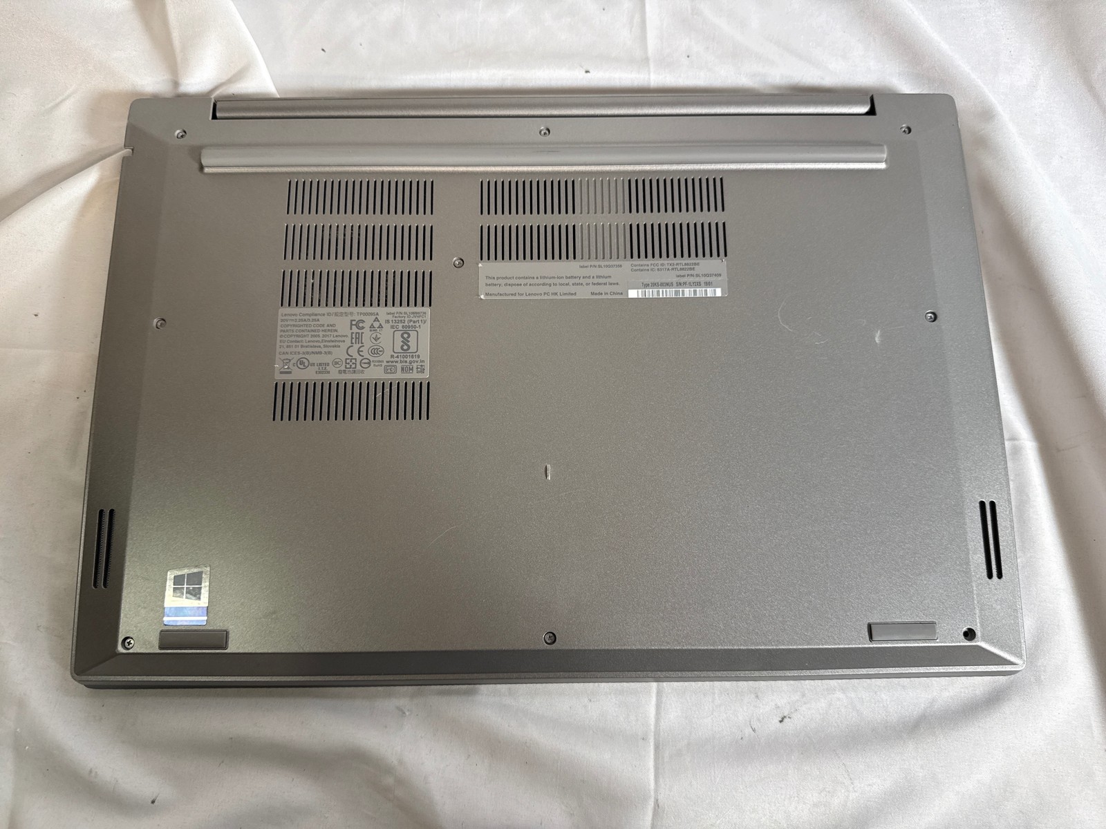Lenovo ThinkPad E580 Intel Core i7-8550U 8 GB 256GB SSD 15.6″