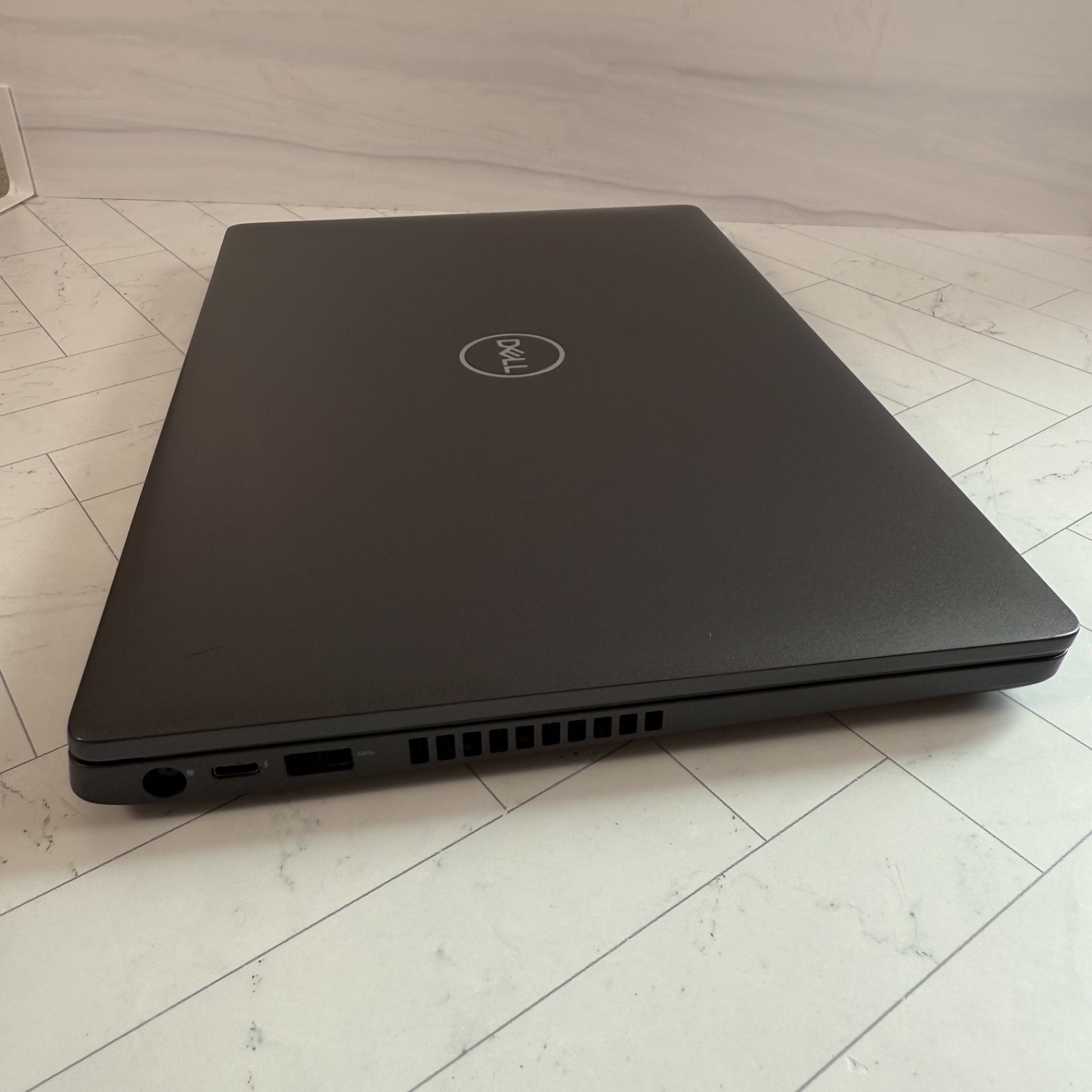 Dell Latitude 5400 i7-8665U 1.9GHz 32GB RAM 512GB Intel UHD Graphics 620 #H520