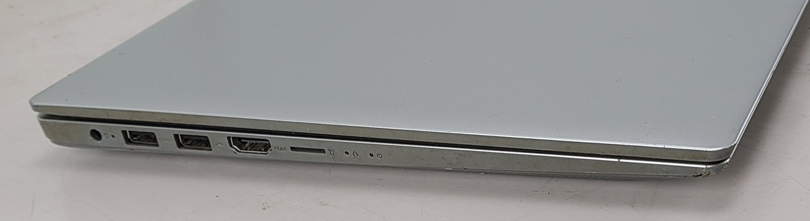 FOR PARTS Lenovo IdeaPad Slim AMD A6-9220e 4GB 64GB HDD WIN 10 HOME