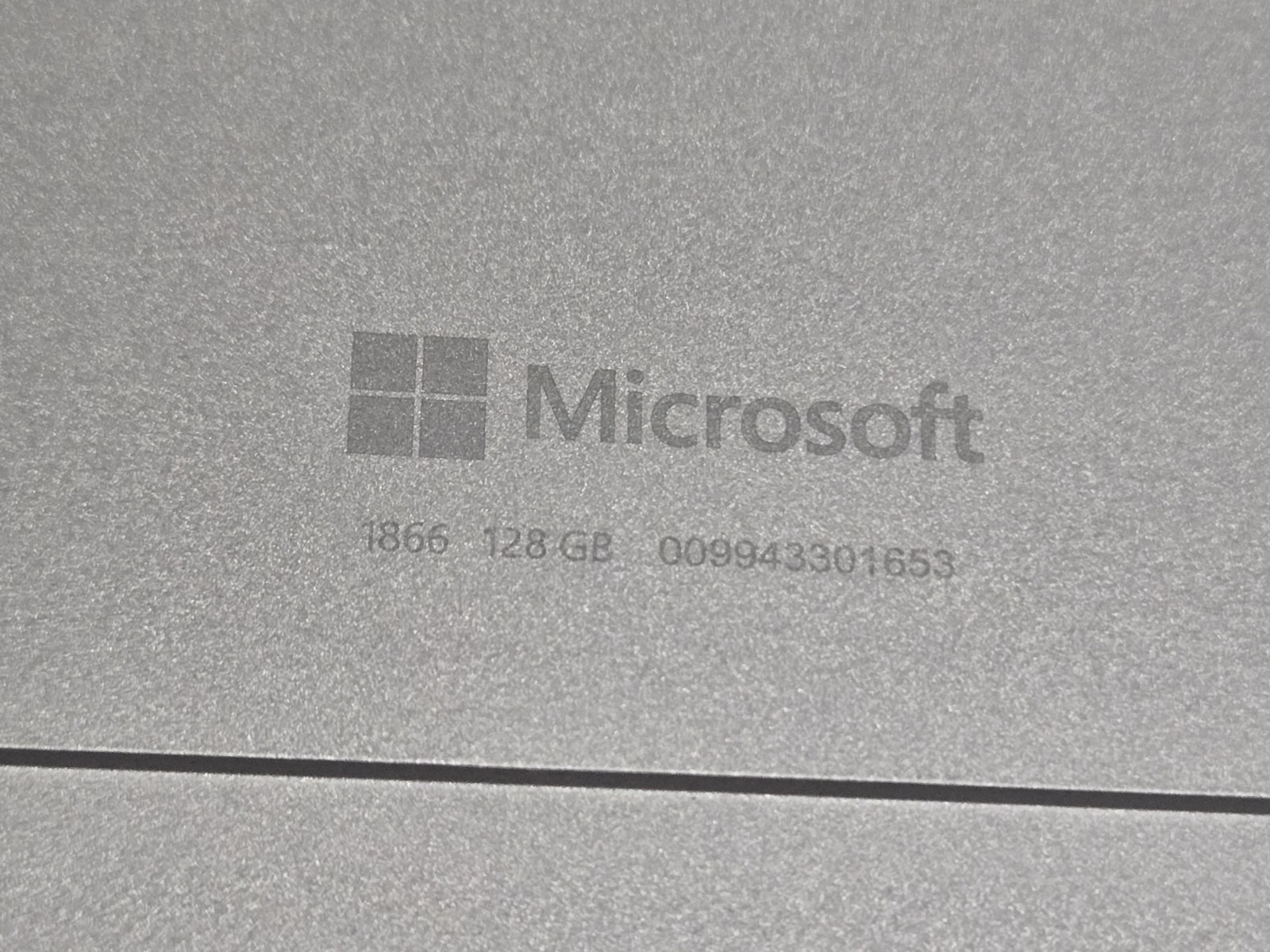 Microsoft Surface Pro 7 12″ i5 1.1GHz 8G 128G 👐🏾READ DETAILS👈🏾