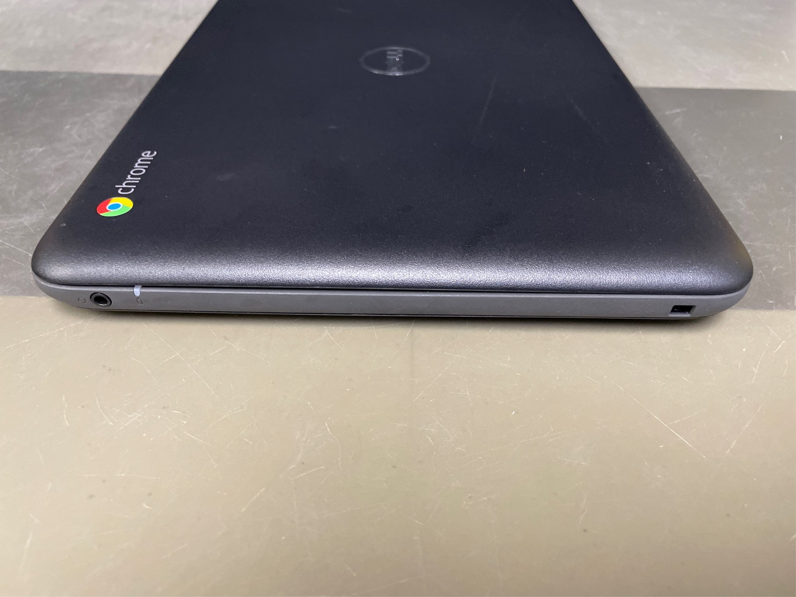 Dell Chromebook 11 3180 83C80 11.6-Inch Traditional Laptop (Black)
