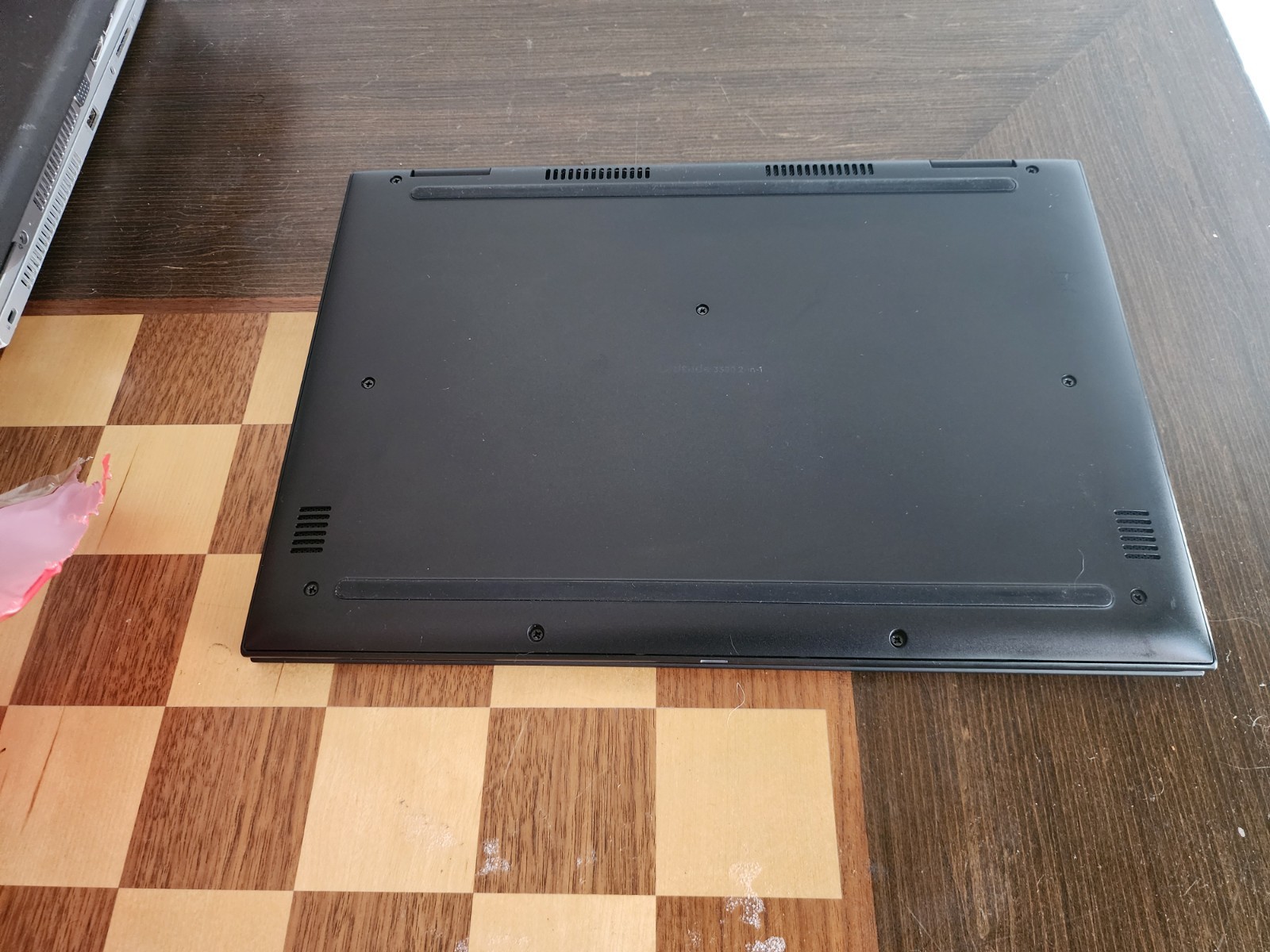 Dell Latitude 3390 13.3” (500GB SSD Intel Core i5-8350U 1.7GHz 16 GB) 2-In-1…