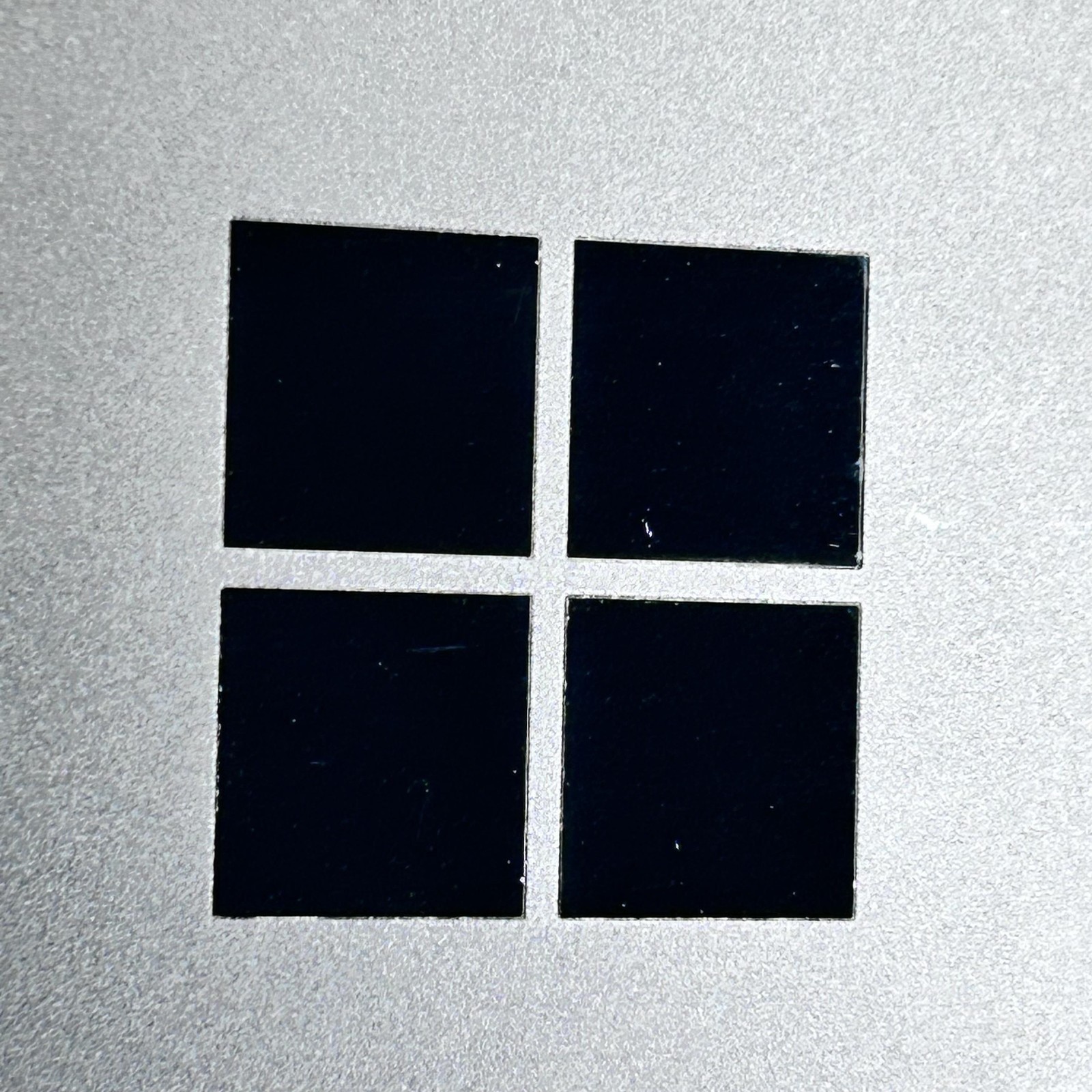 Microsoft Surface Laptop 5 13.5 2K TOUCH 2.5GHz i5-1235U 8GB 512GB SSD -GOOD