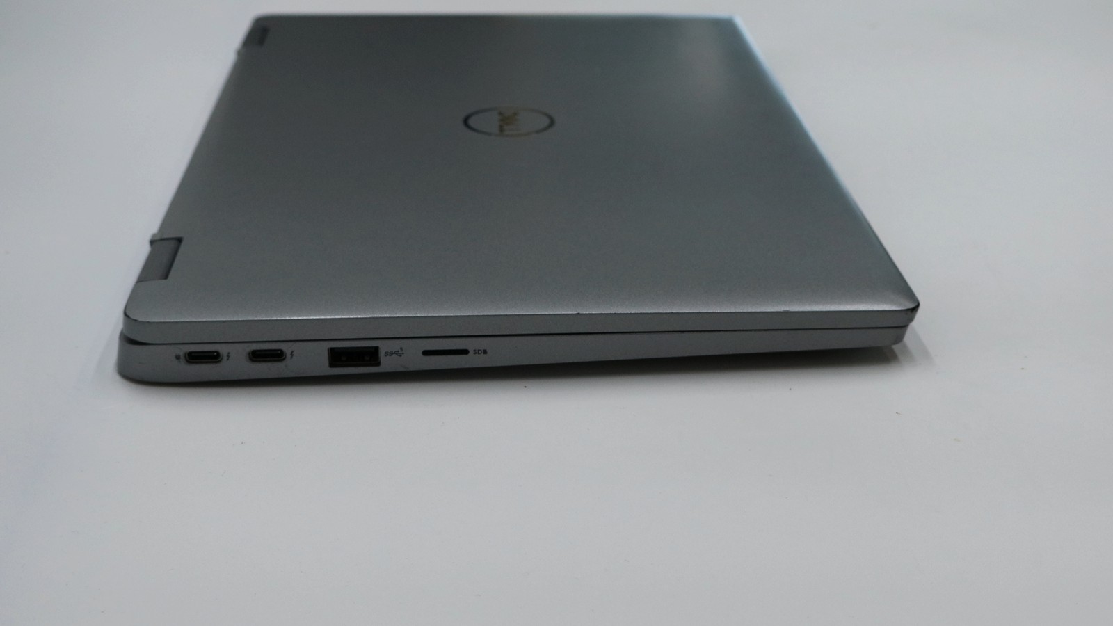 Dell Latitude 5330 13″ i7-1265u 16GB 512GB – Very Good