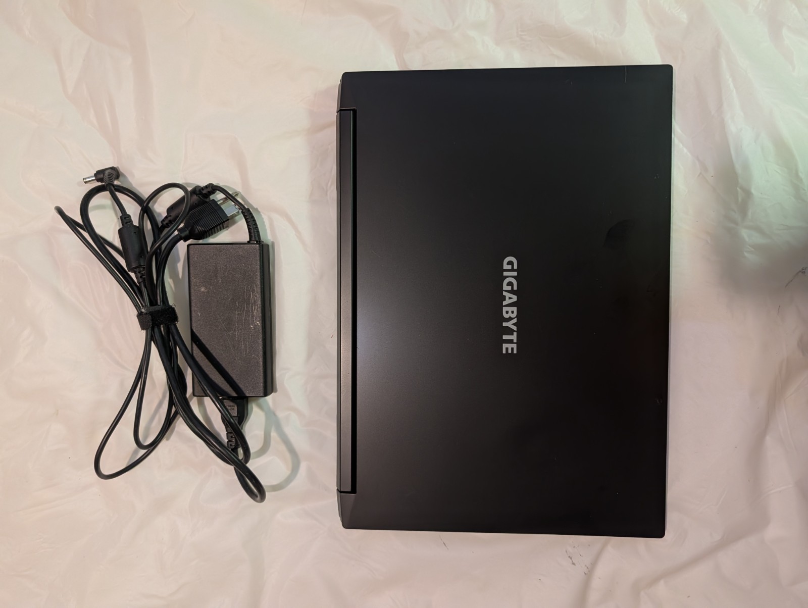 GIGABYTE G5 GD 15.6″ Gaming Laptop i5-11400H 16GB 500GB SSD RTX 3050 W11
