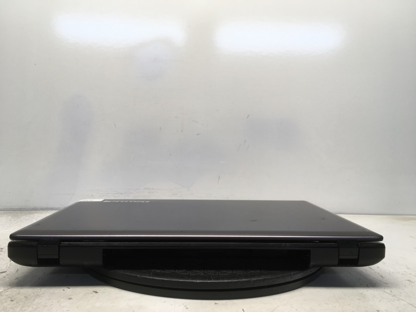 Lenovo IdeaPad Z580 2151 Intel i7-3520M 2.9GHz 8 GB NO HDD No Batt
