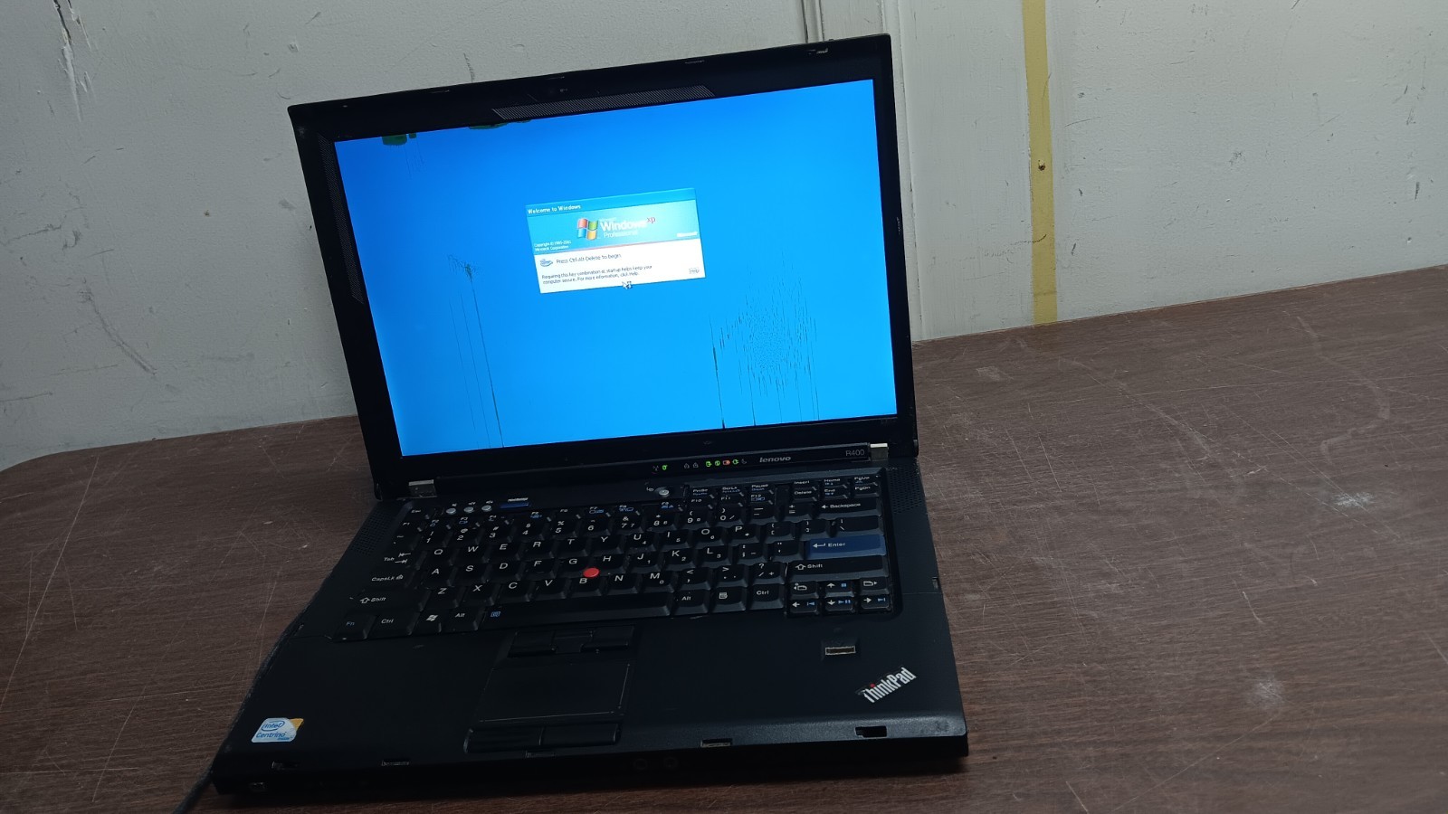 IBM Lenovo ThinkPad R400 Laptop core 2 Duo 100 GB HD Windows XP 14″ LCD Parts