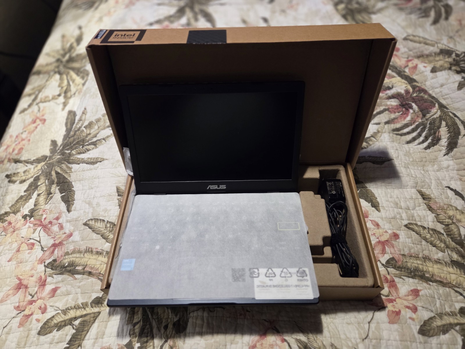 ASUS Vivobook Go 11.6” HD Laptop (4GB/128GB SSD) + ASUS VT168 15.6″ HD Monitor