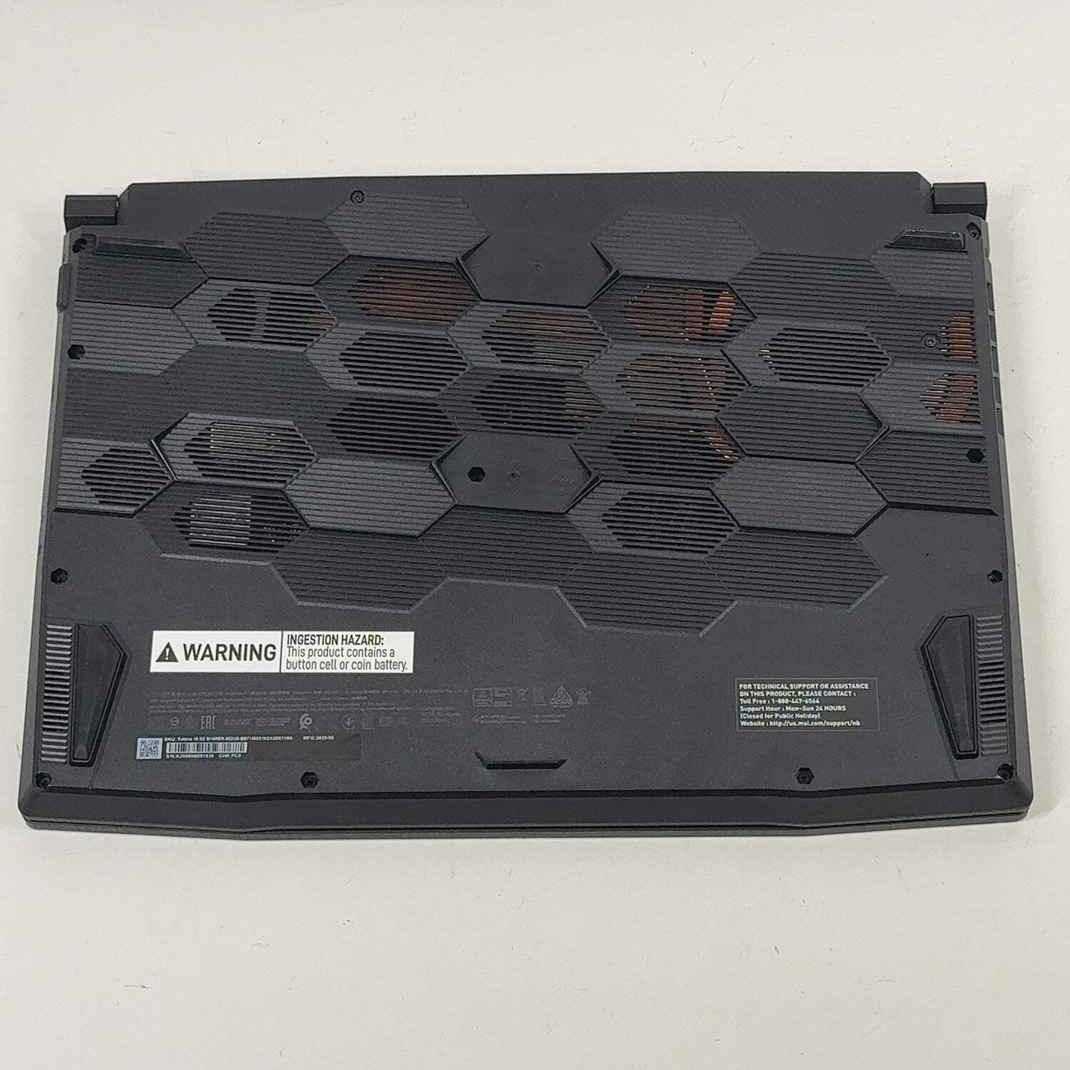 MSI Katana 15 HX B14WEK 15.6″ i7-14650HX 16GB RAM 512GB SSD GeForce RTX 5050