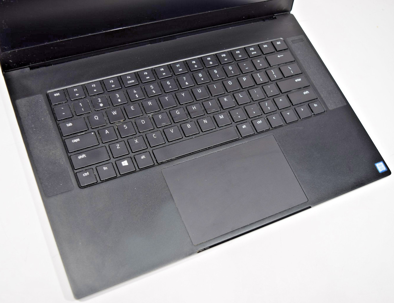 Razer Blade 15″ Advanced 2019 I7-8750H RTX 2070 MAX-Q *PARTS OR REPAIR* *READ*