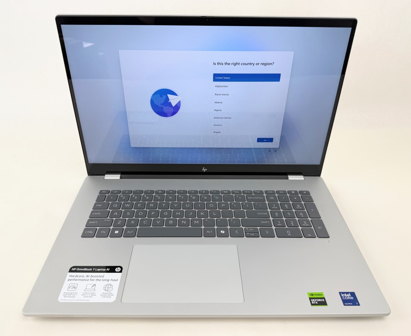HP OmniBook 7 17-dc0073cl 17.3″ FHD Touch Ultra 7 258V 32GB 1TB RTX 4050 W11H