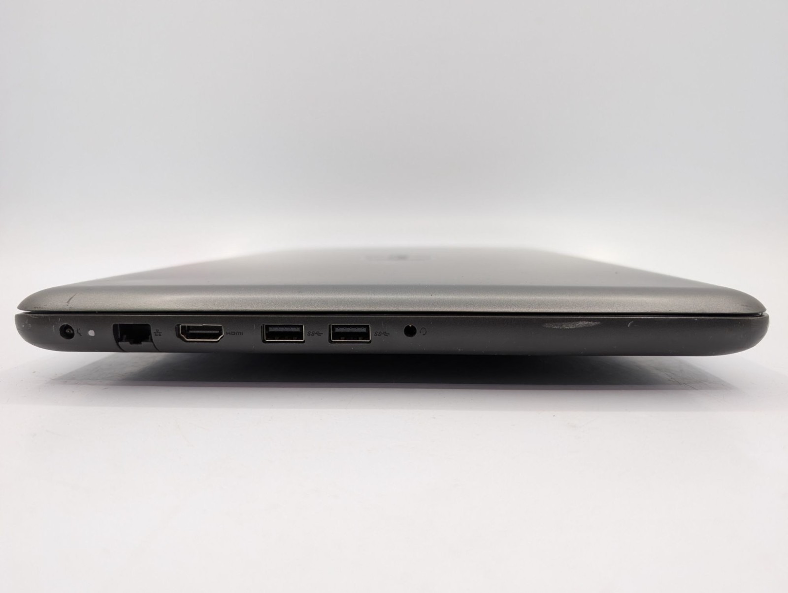 Dell Inspiron 5567 15.6″ Laptop i5-7200U 8GB RAM 120GB HDD Win11 Home Parts