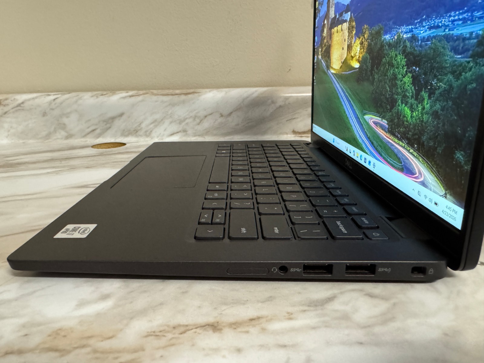 Dell Latitude 7410 Laptop 14″ i7-10610U 512GB NVME SSD 32GB Ram Windows 11 Pro