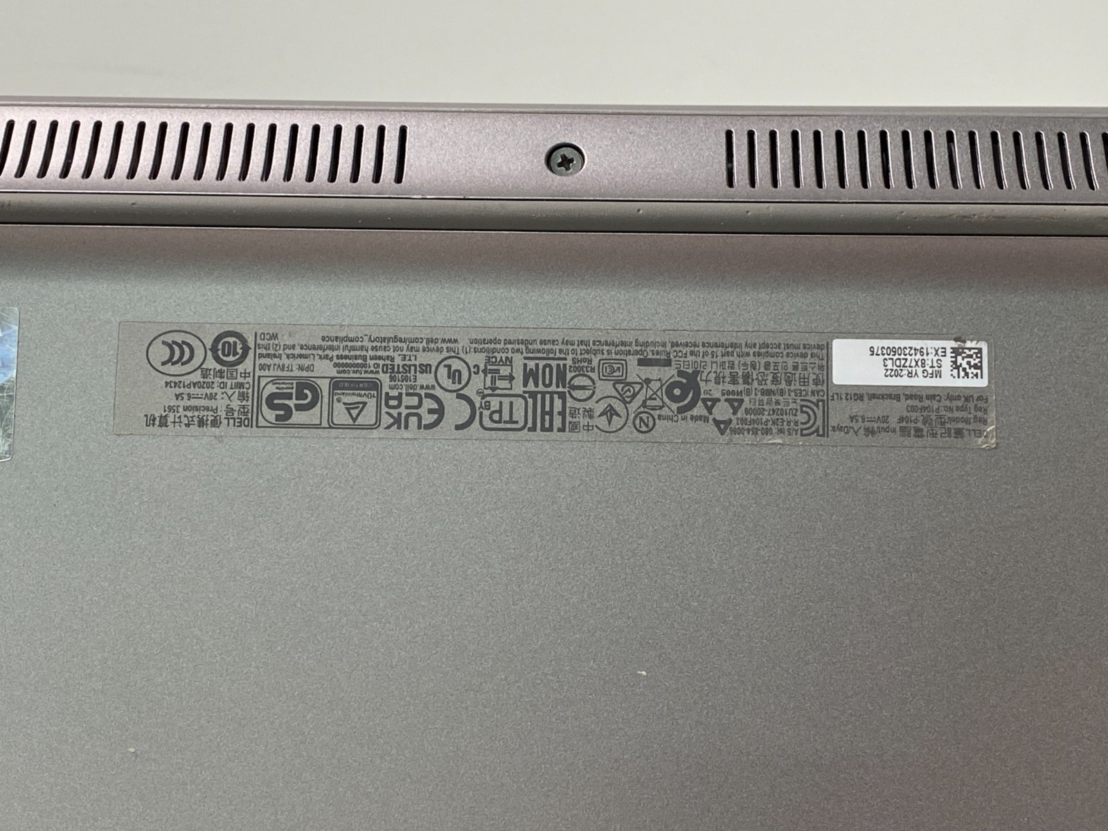 Dell Precision 3561 i5-11500H 16GB DDR4 256GB SSD Win11H 90%+ Battery Chip Paint