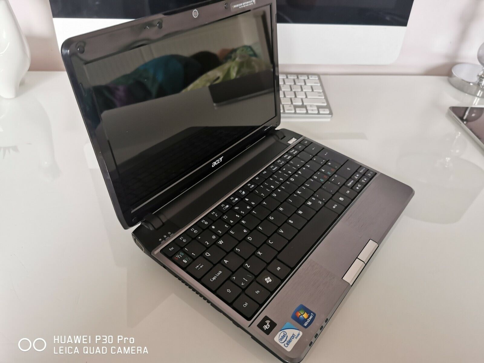 Acer Aspire One 752 Celeron 743 3GB 250GB WebCam HDMI LAN Windows 7 3x USB 2.0