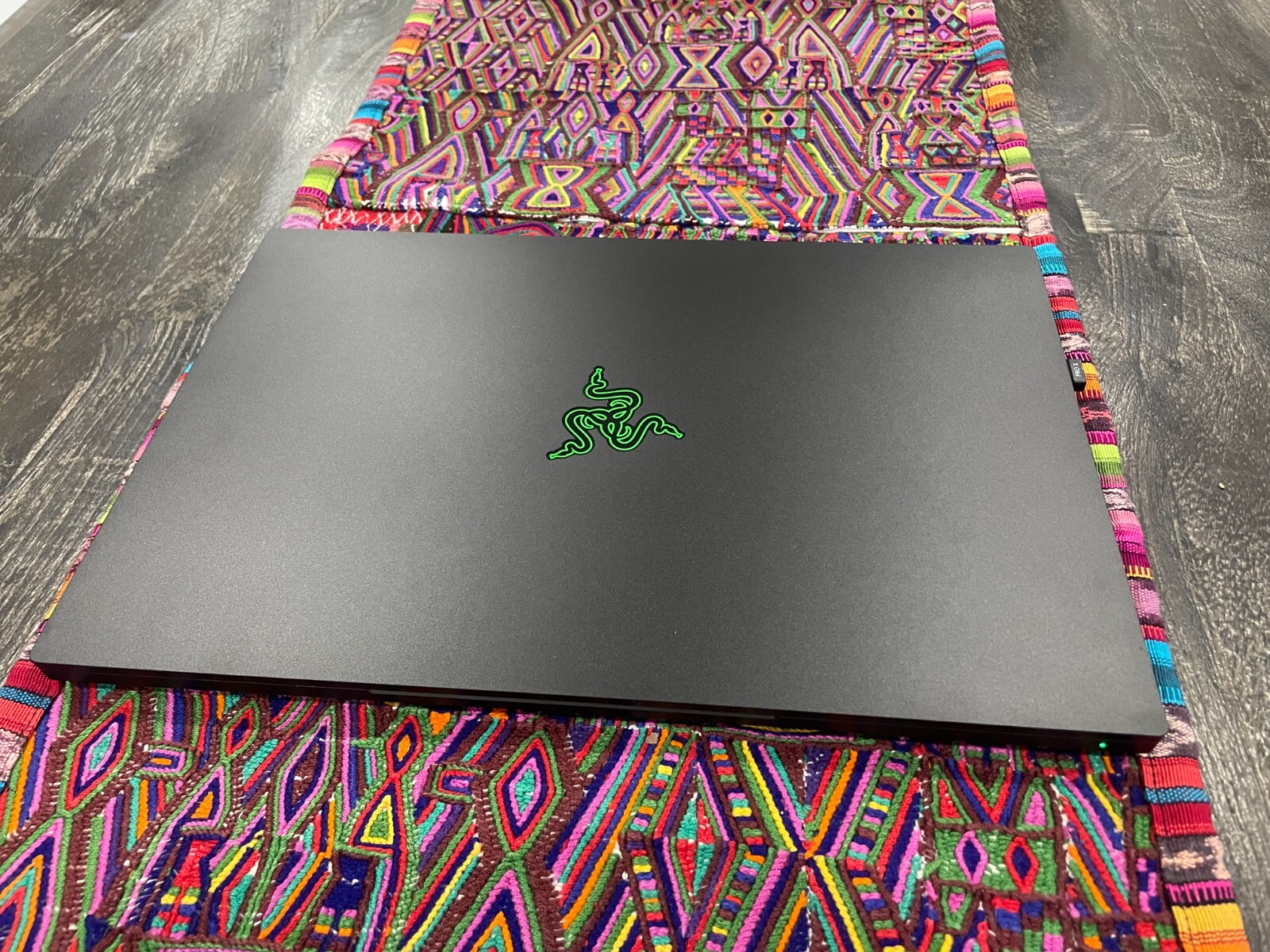 Razer Blade 15 Advanced Model – QHD 165Hz – GeForce RTX 3070 – Black