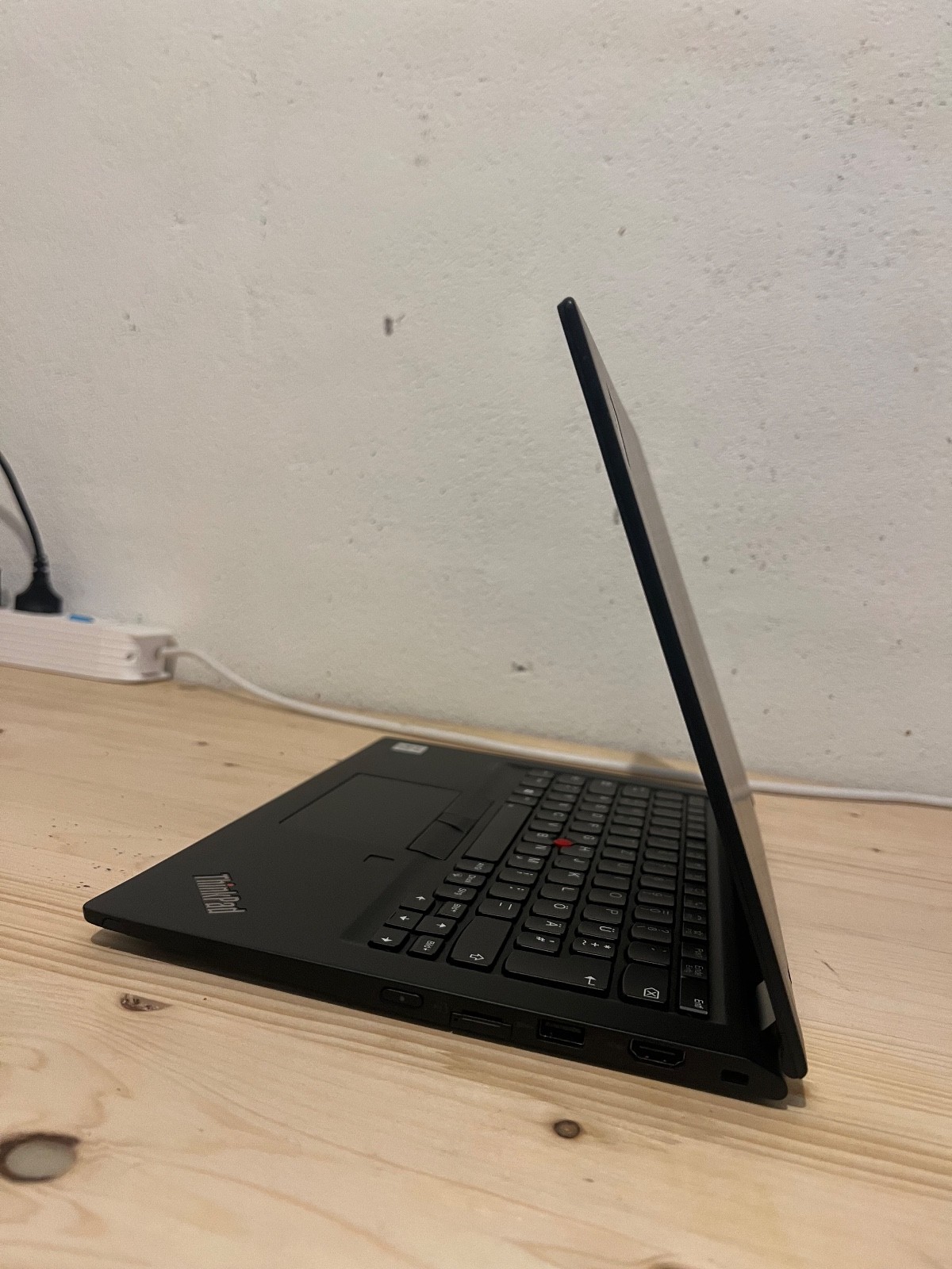 Lenovo ThinkPad X13 Yoga – i7 10th Gen / 16GB / 256GB SSD