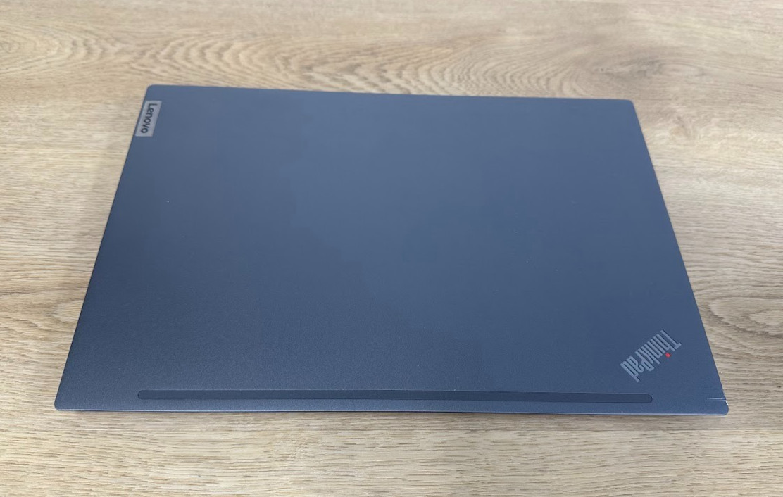 Lenovo ThinkPad T14s Gen 2 Core i5 1135G7, 16GB LPDDR4X Intel Iris Xe, 512GB SSD