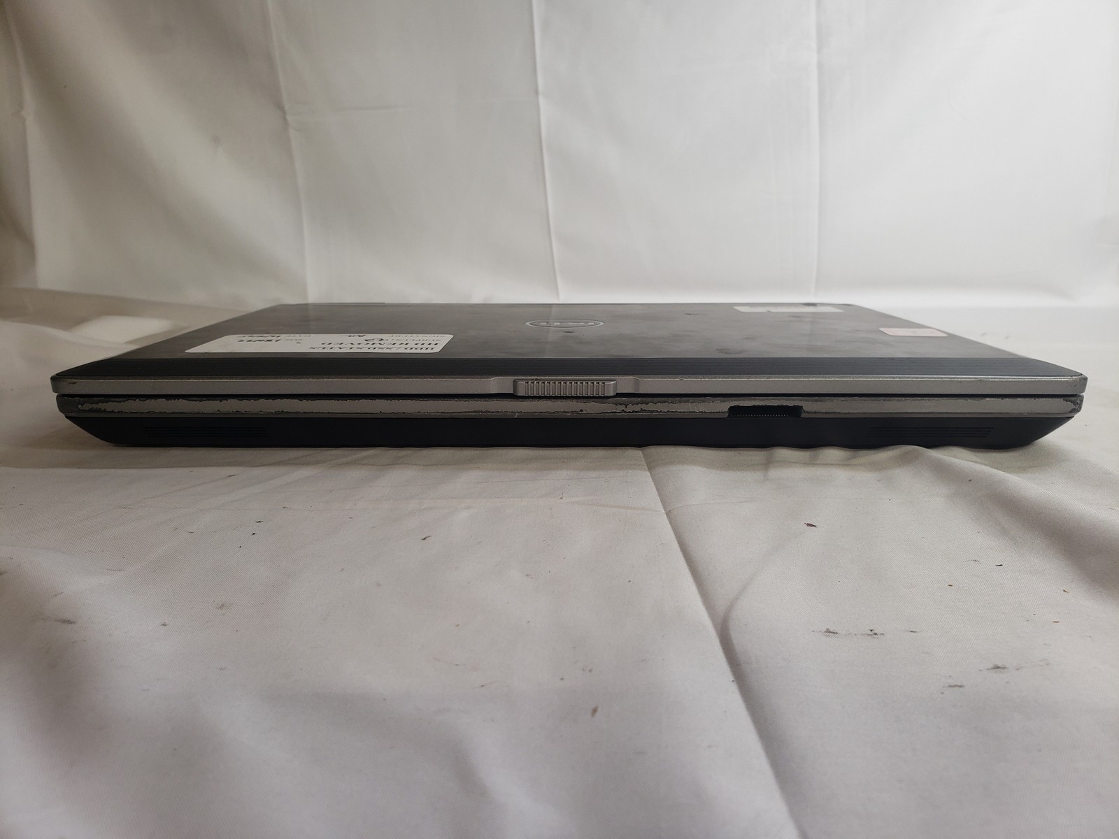 Dell Latitude E6520 Intel Core i5-2520M 4 GB No Drive 15.6″ 1600×900