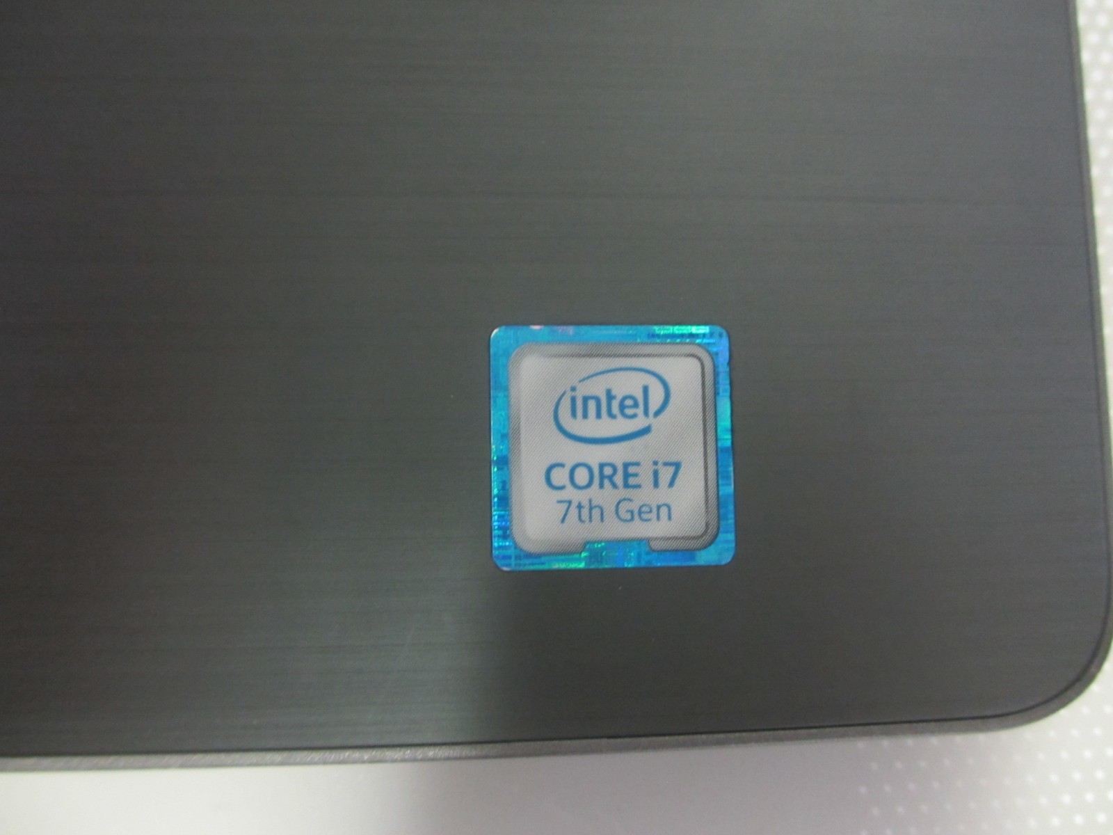 Dell Vostro 5568 Intel i7-7500U 2.7GHz 8GB 250 GB HDD NO OS, NO BATTERY