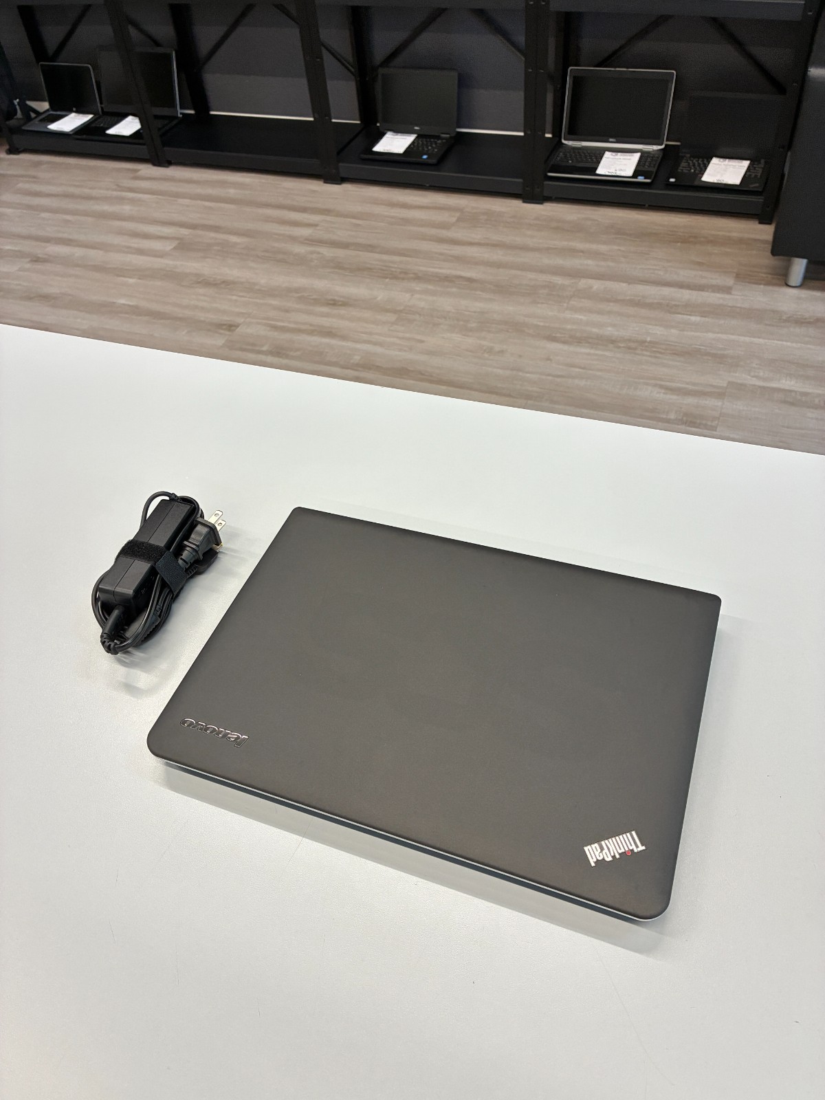 Lenovo ThinkPad Edge E431: 14″ / i5-3230M / RAM 16Gb / SSD 250Gb / Win 11