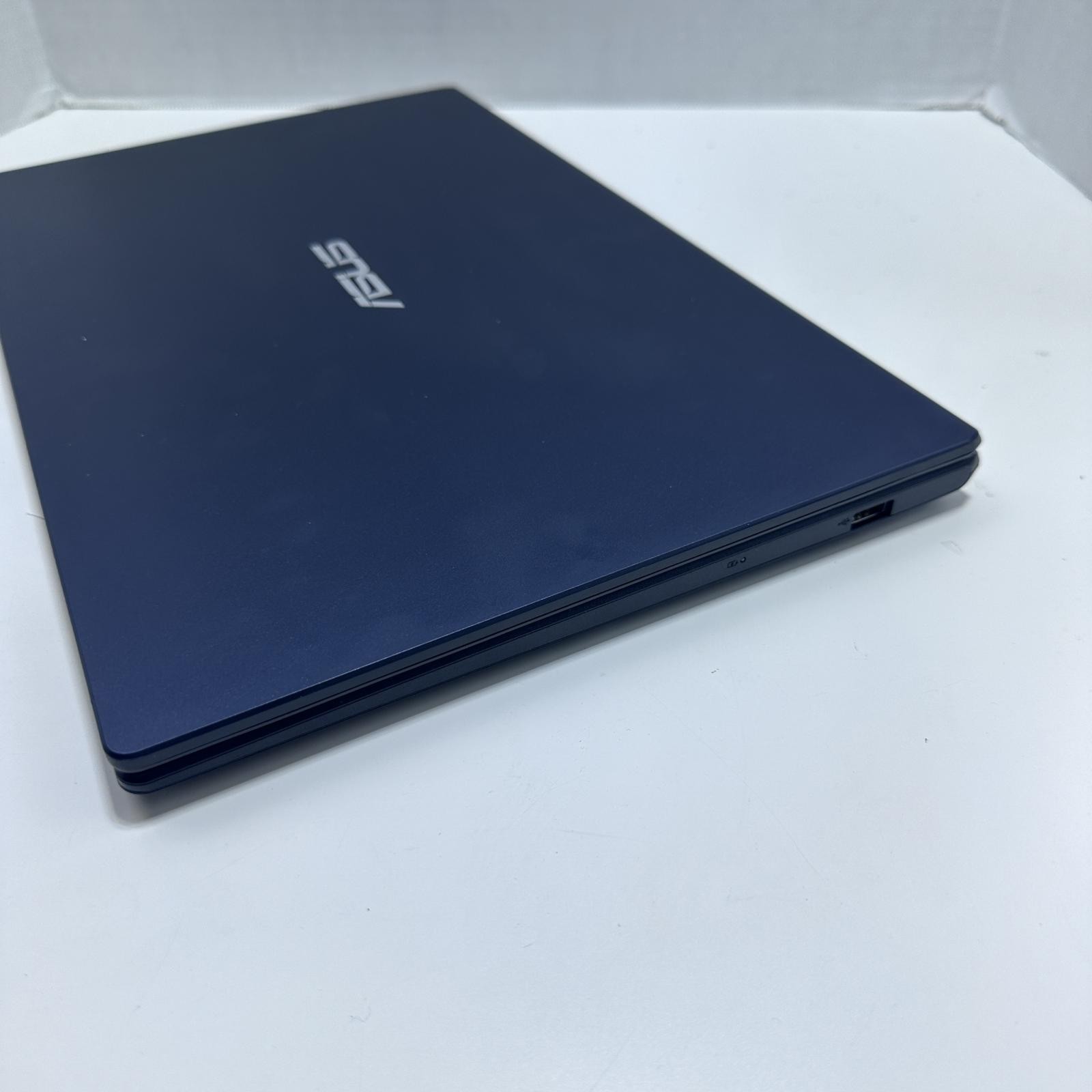 ASUS VivoBook 15.6″ FHD Laptop, Intel Pentium N5030, 4GB RAM, 128GB, Windows 11
