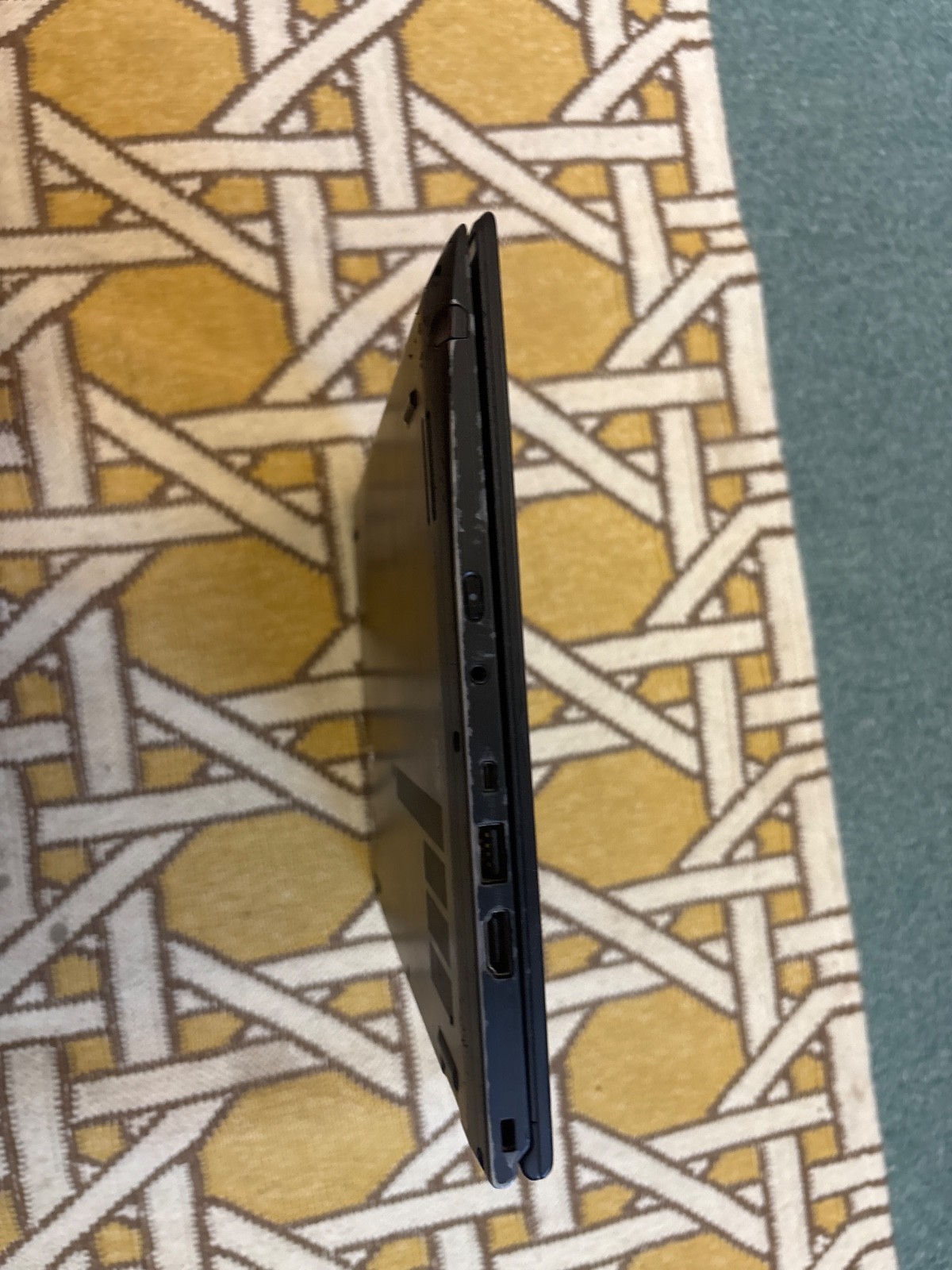 Lenovo ThinkPad X1 Yoga 3rd Gen 14in i5-8350U 8GB 500GB SSD FHD Touch Windows 11